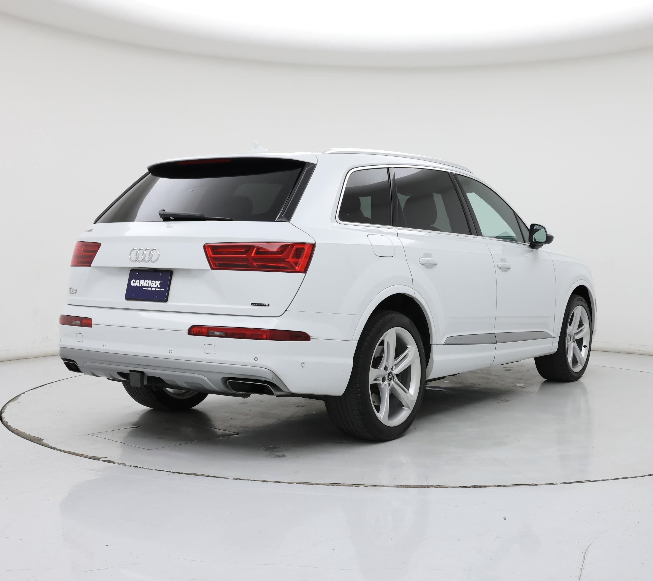 Thumbnail: 2019 Audi Q7 - 8
