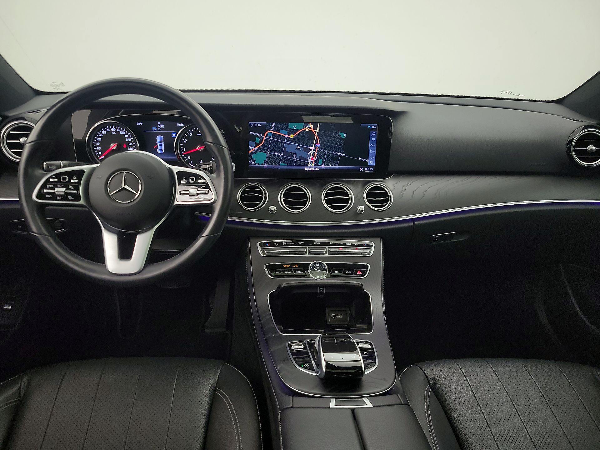 Thumbnail: 2019 Mercedes-Benz E-Class - 9