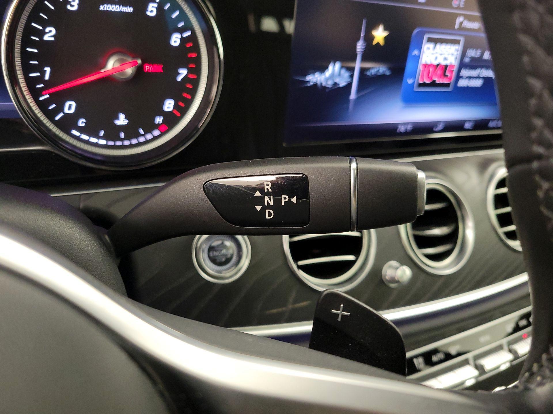 Thumbnail: 2019 Mercedes-Benz E-Class - 18