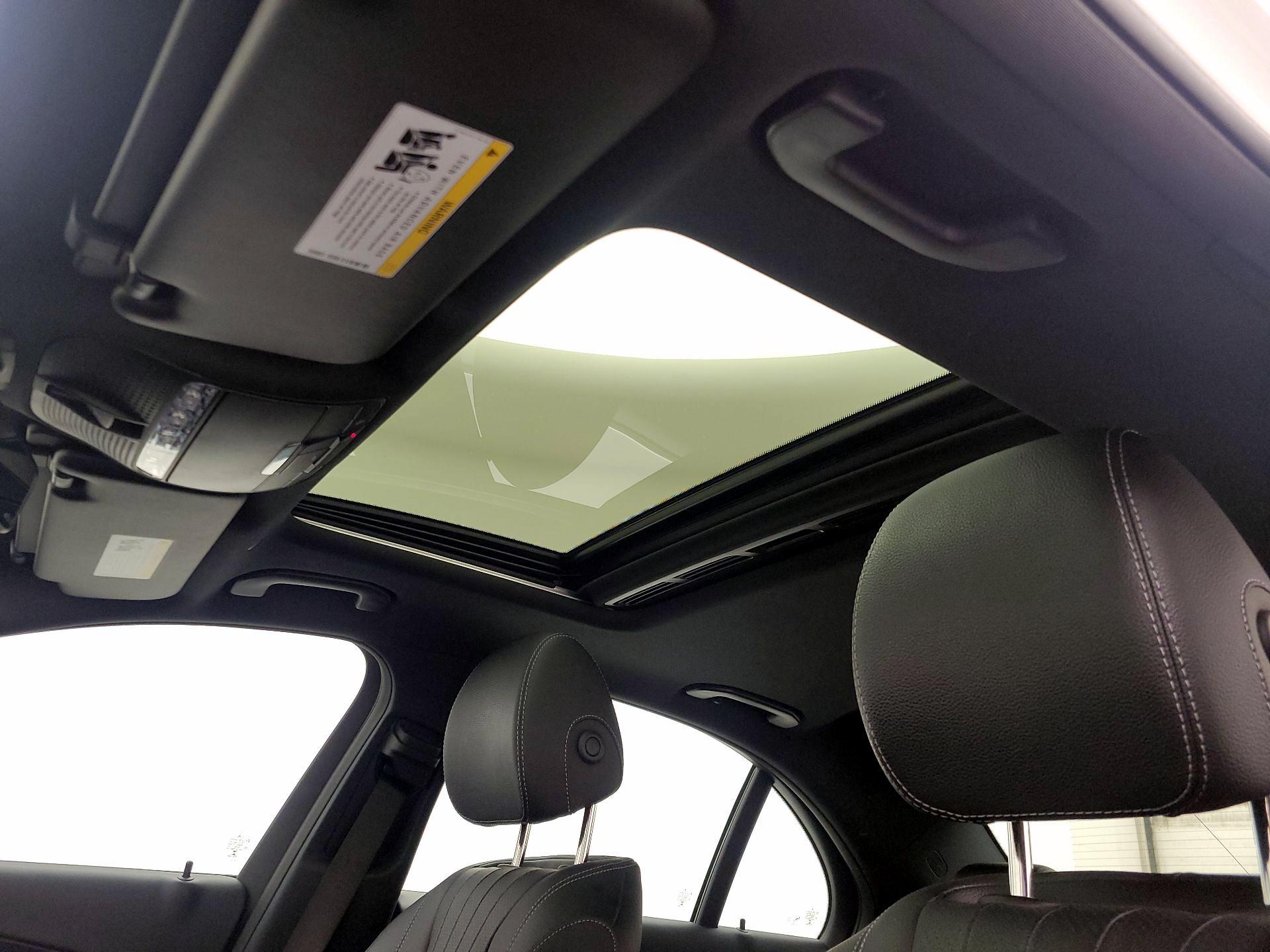 Thumbnail: 2019 Mercedes-Benz E-Class - 20