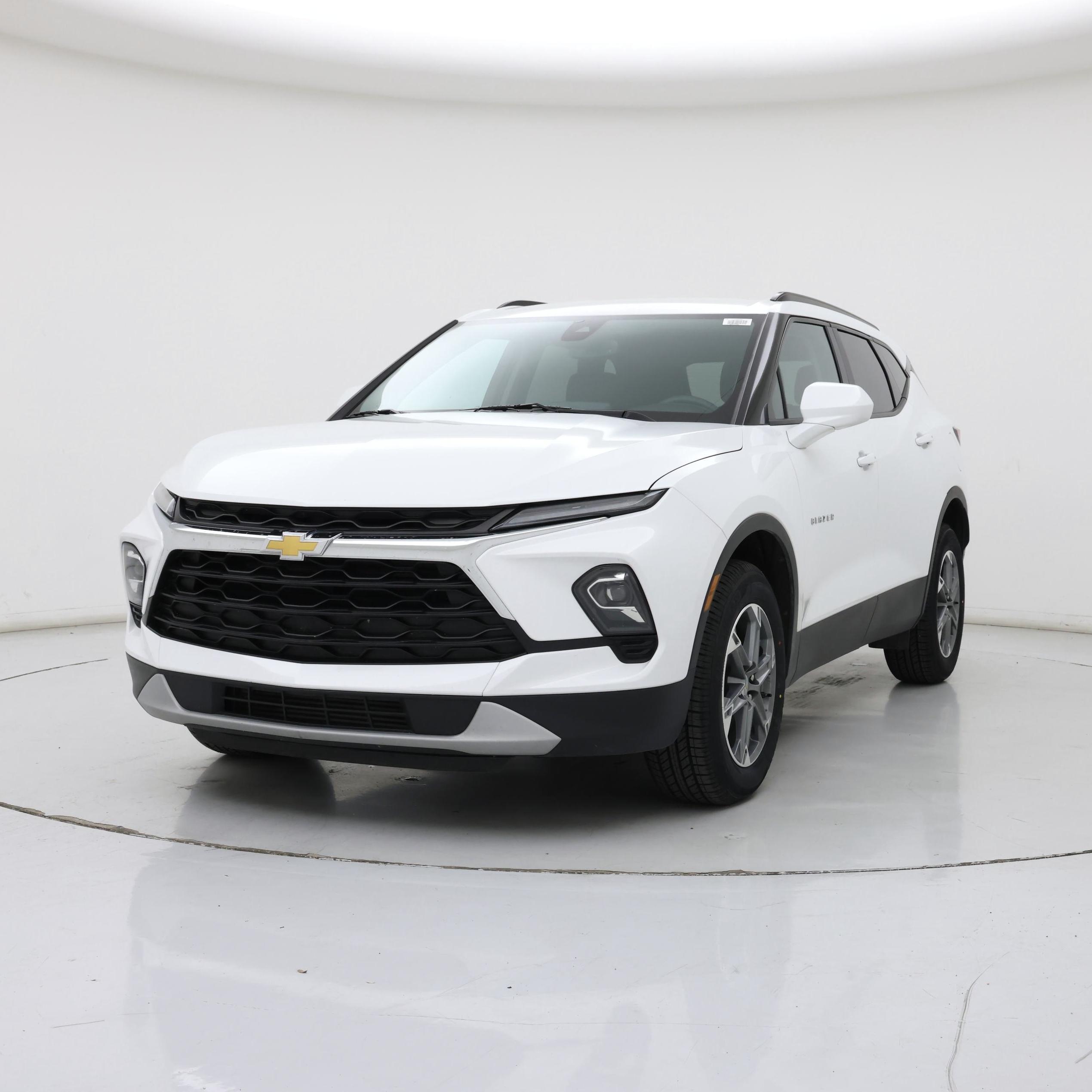 Thumbnail: 2023 Chevrolet Blazer - 4