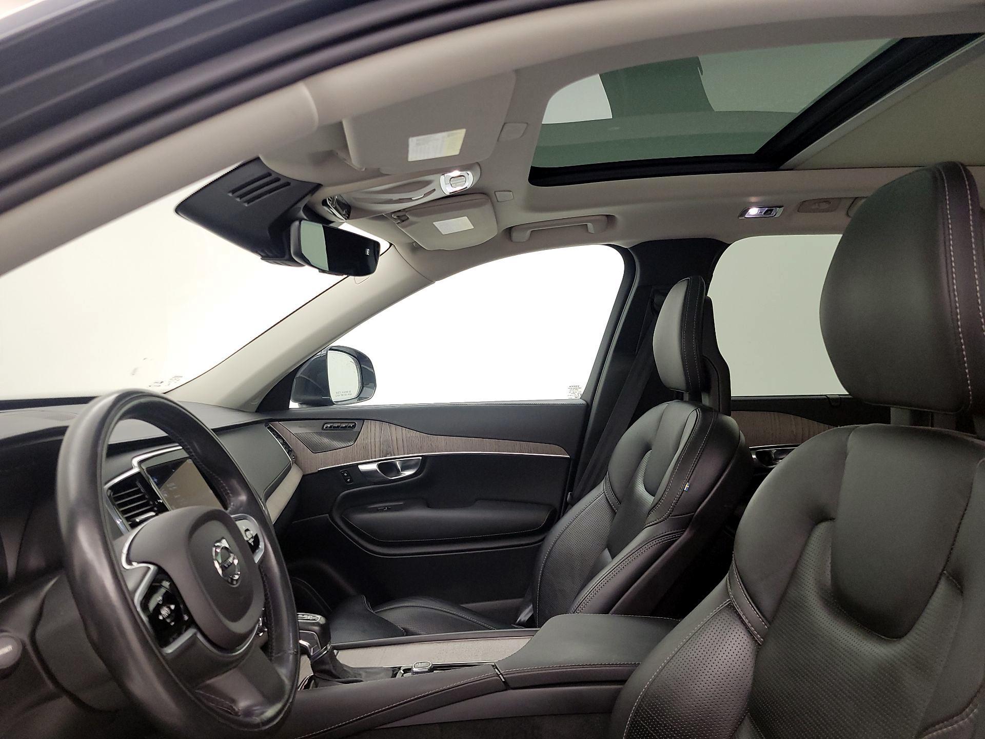 Thumbnail: 2021 Volvo XC90 - 20