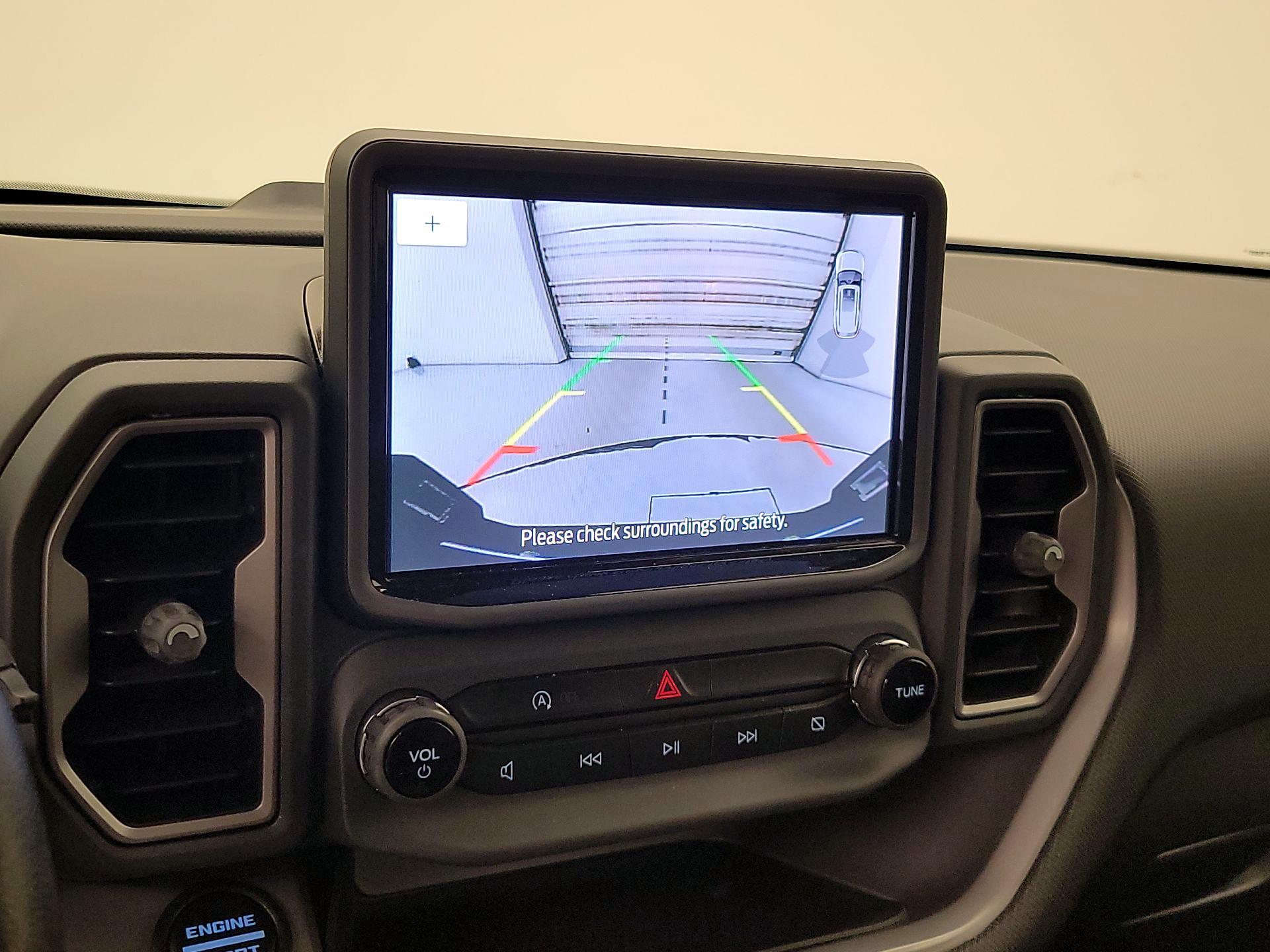 Thumbnail: 2021 Ford Bronco Sport - 14