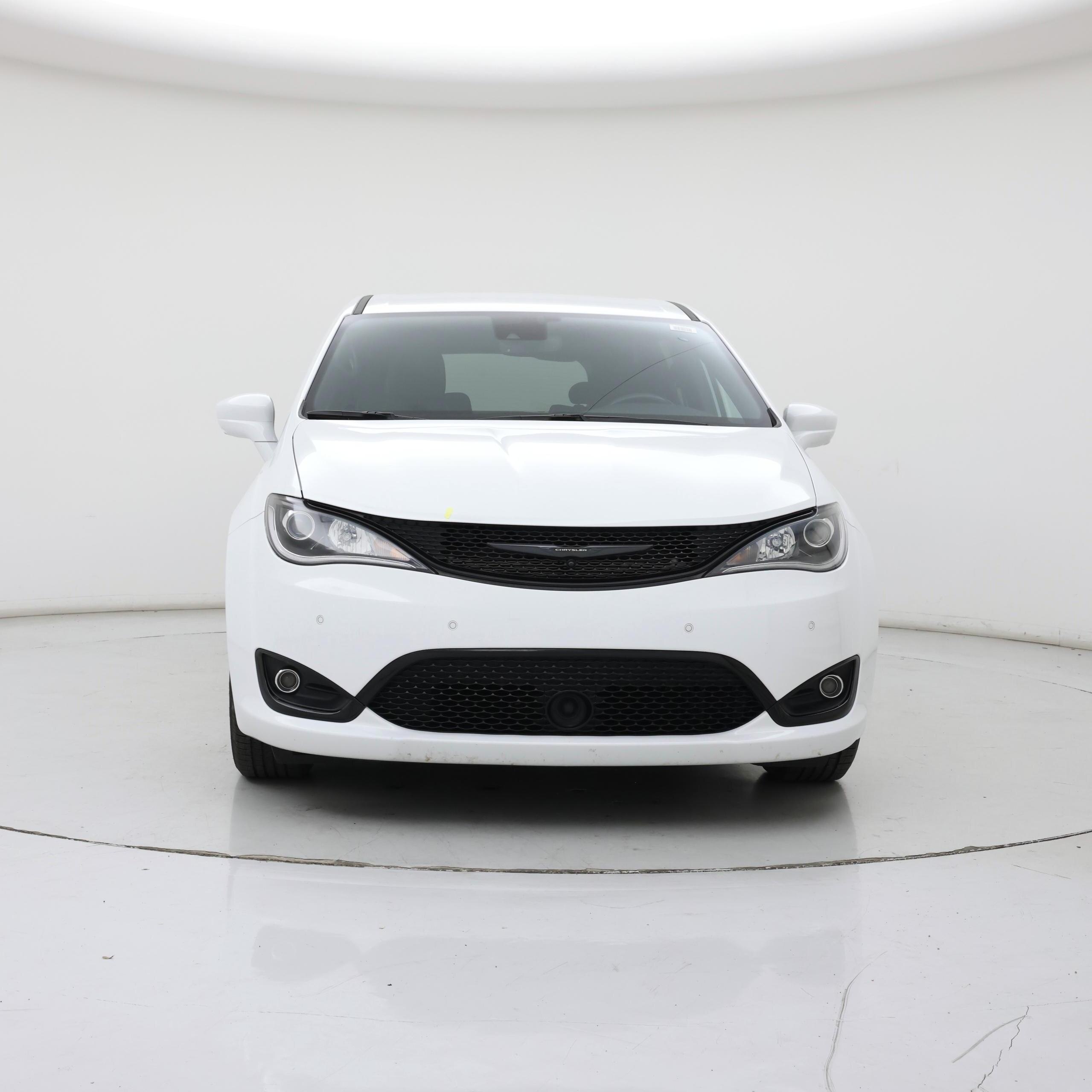 Thumbnail: 2020 Chrysler Pacifica - 5