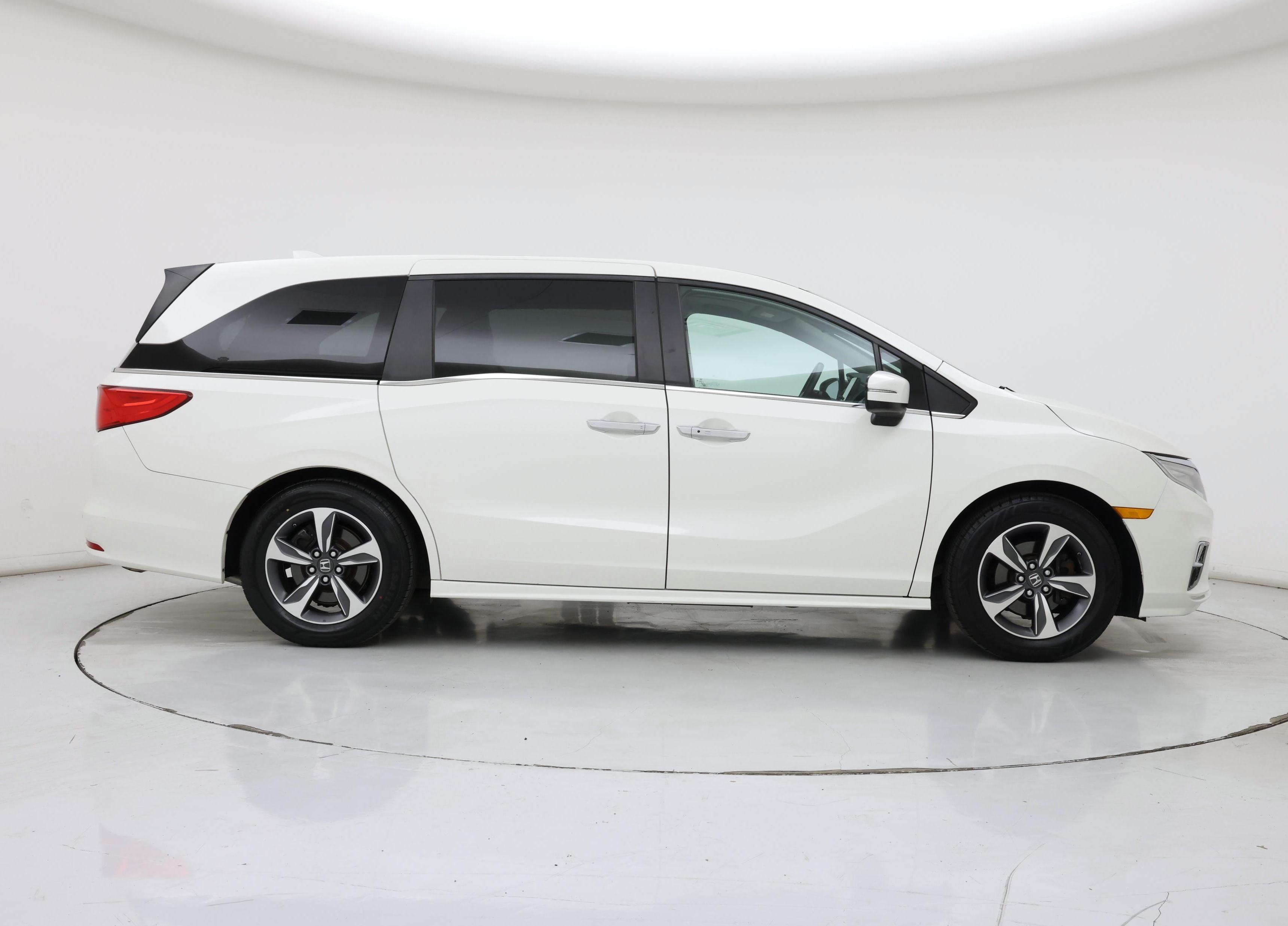 Thumbnail: 2019 Honda Odyssey - 7