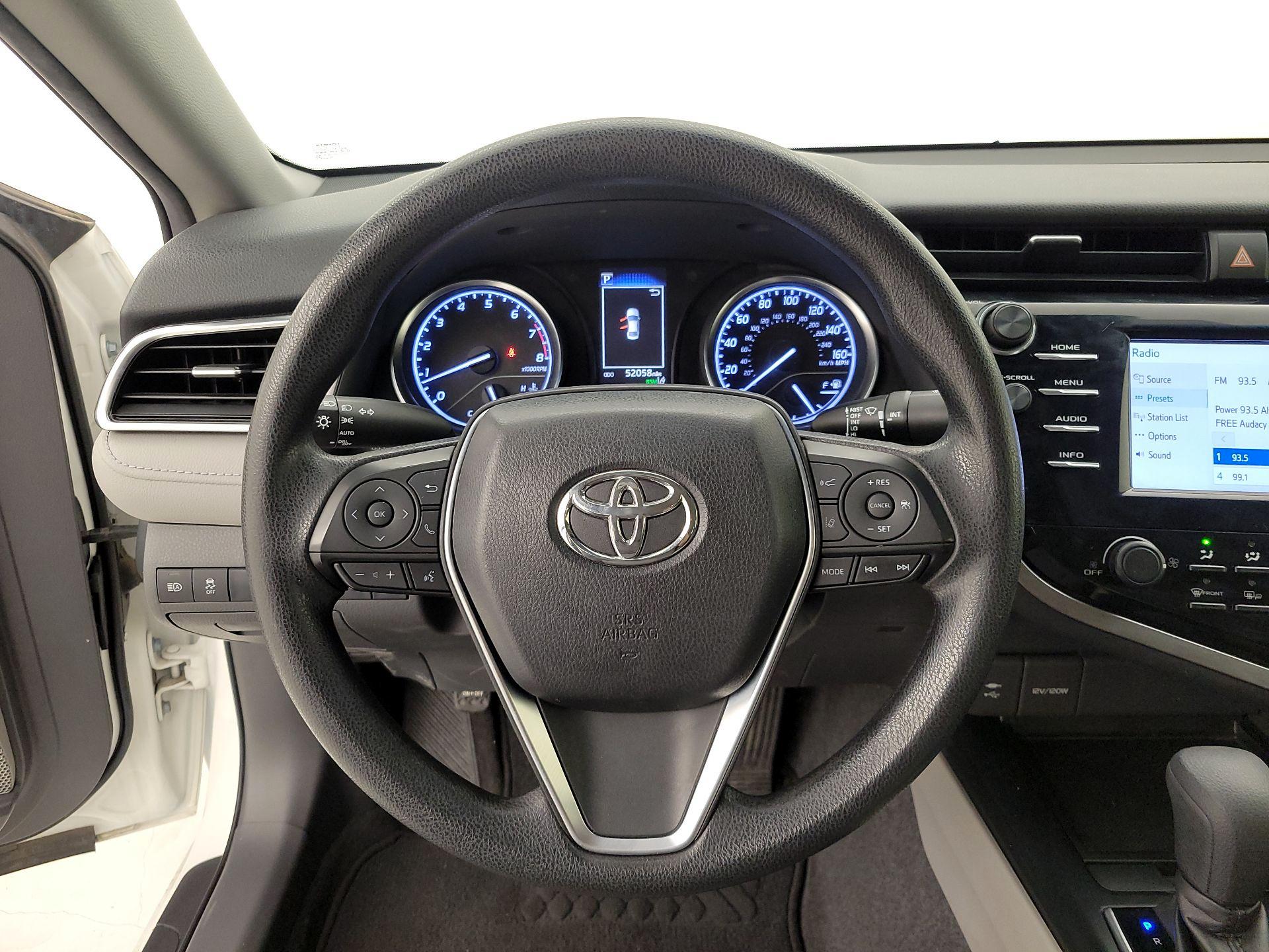 Thumbnail: 2018 Toyota Camry - 10