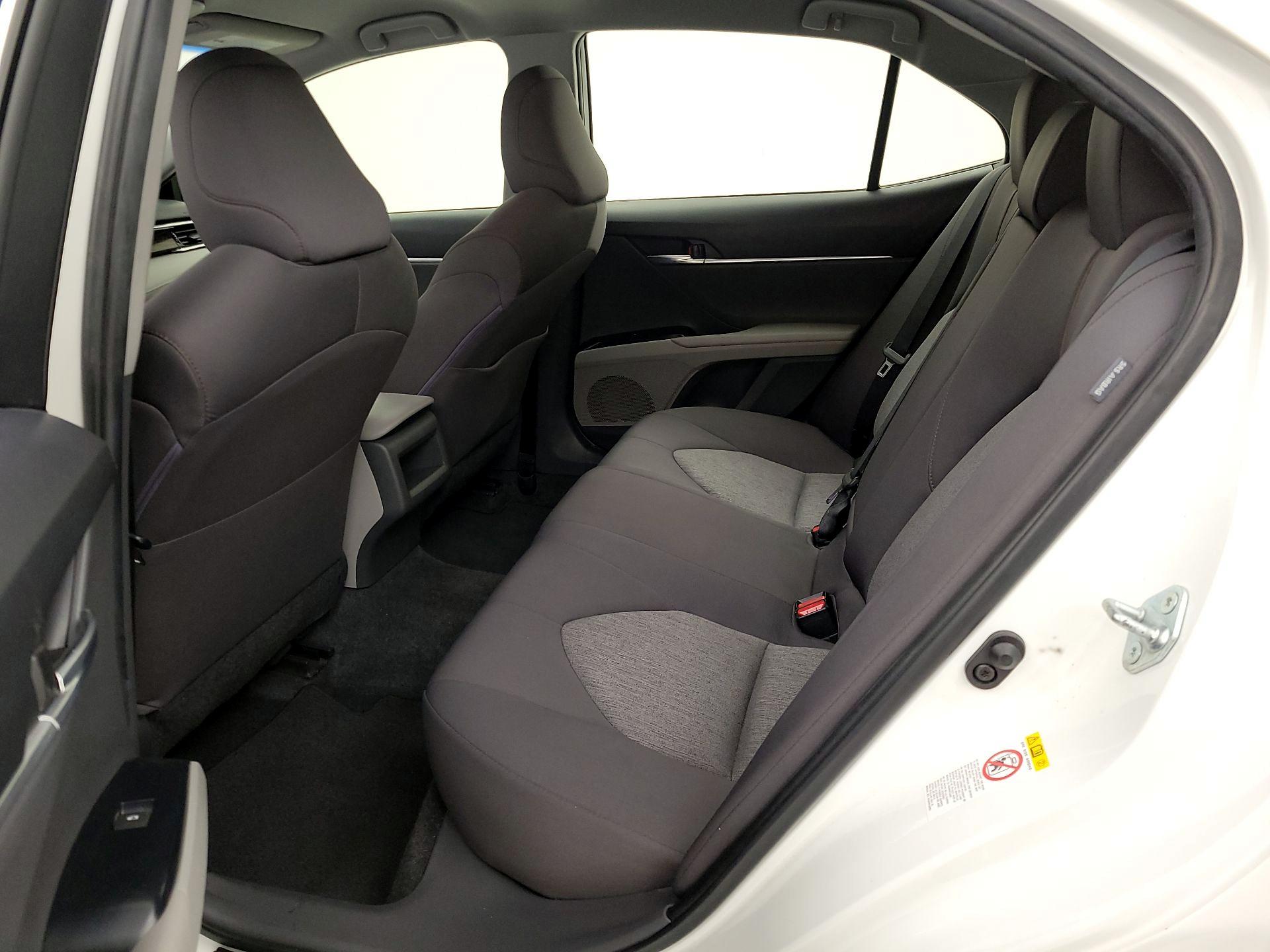 Thumbnail: 2018 Toyota Camry - 19