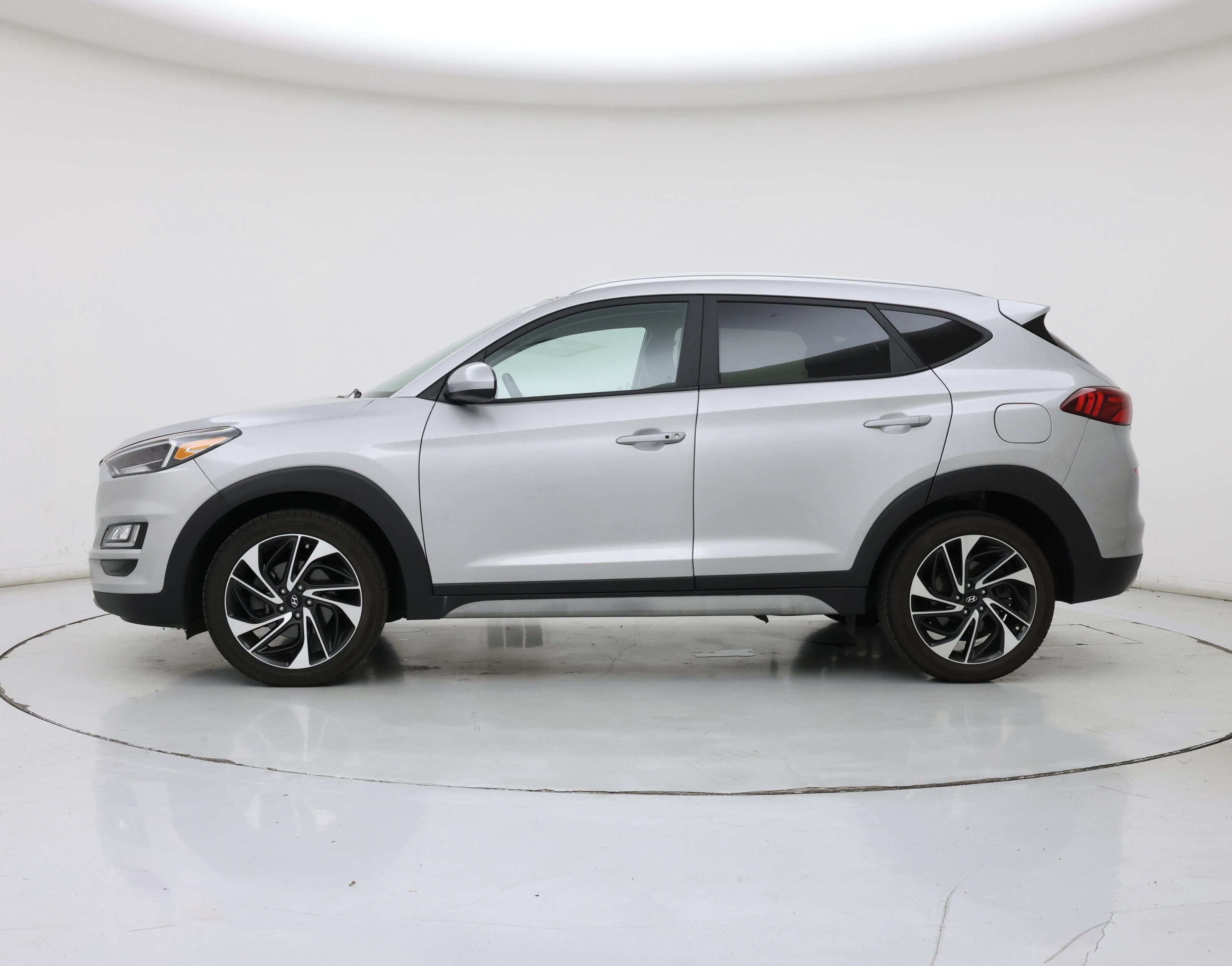 Thumbnail: 2020 Hyundai Tucson - 3