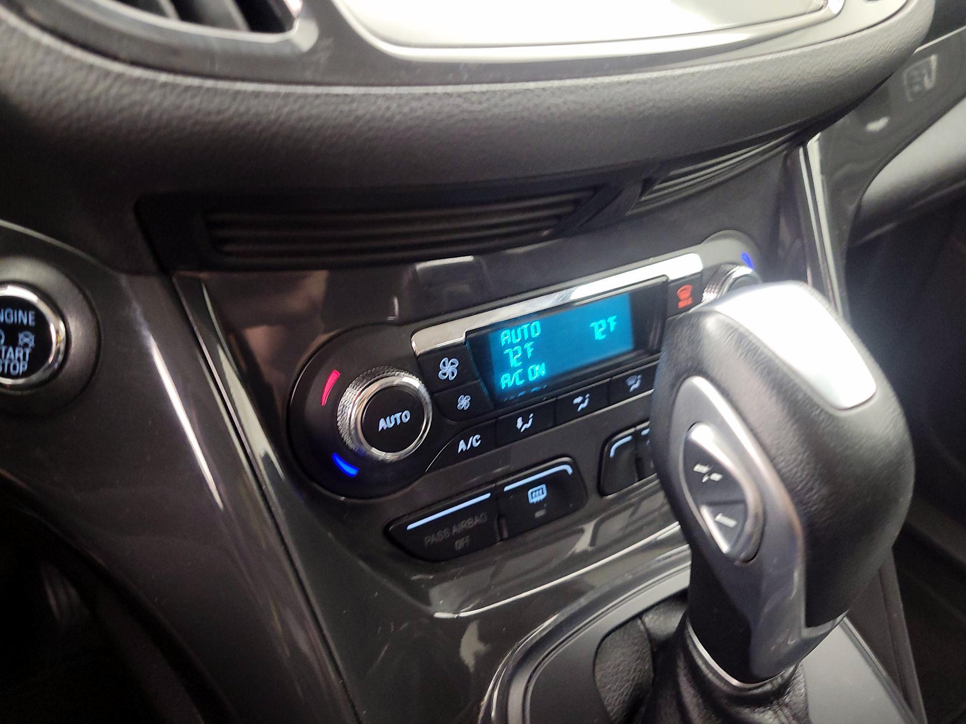 Thumbnail: 2014 Ford Escape - 16
