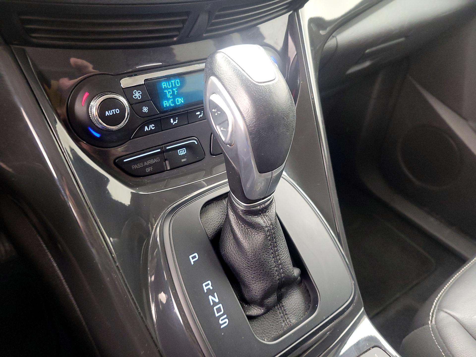 Thumbnail: 2014 Ford Escape - 17