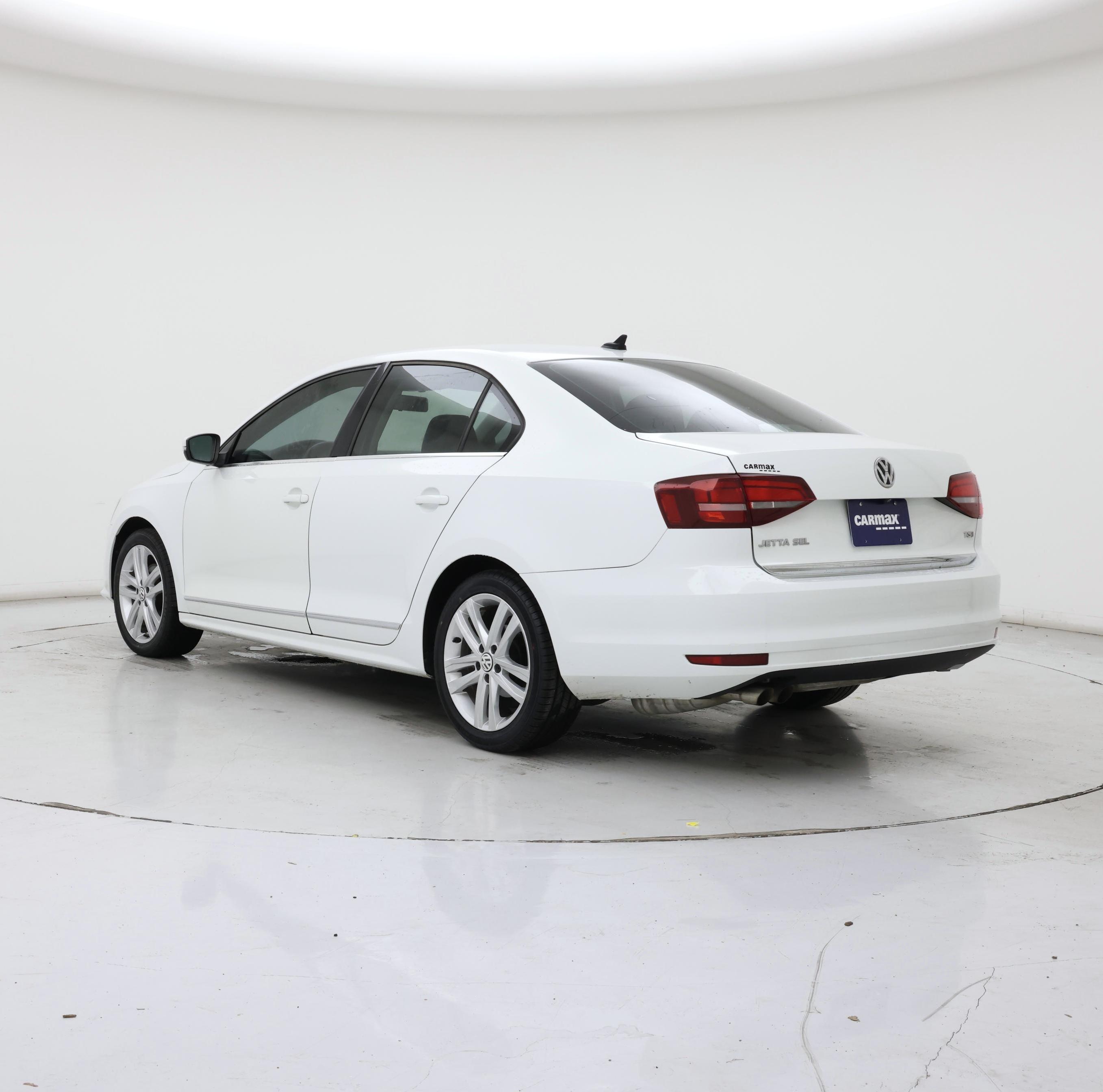Thumbnail: 2017 Volkswagen Jetta - 2