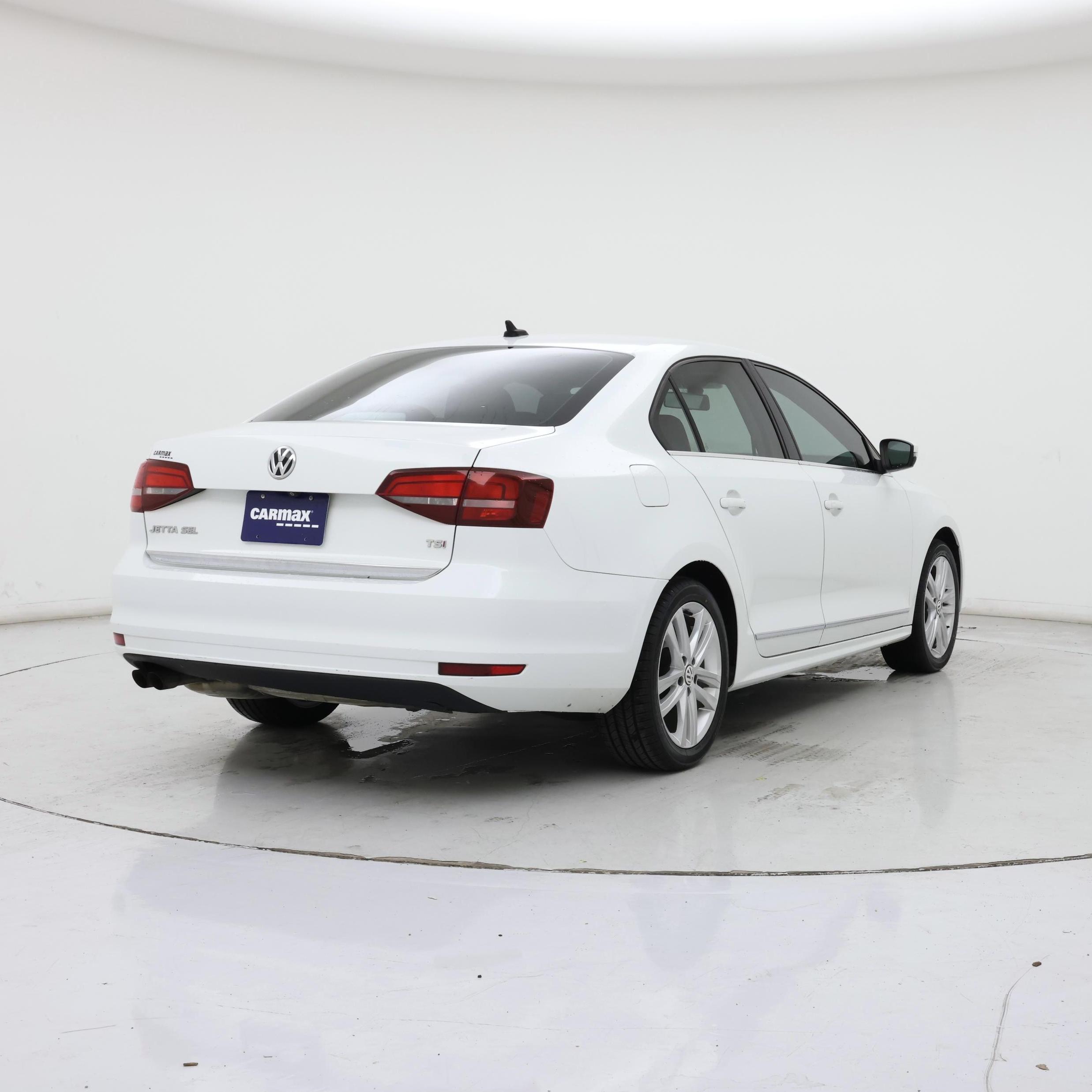 Thumbnail: 2017 Volkswagen Jetta - 8