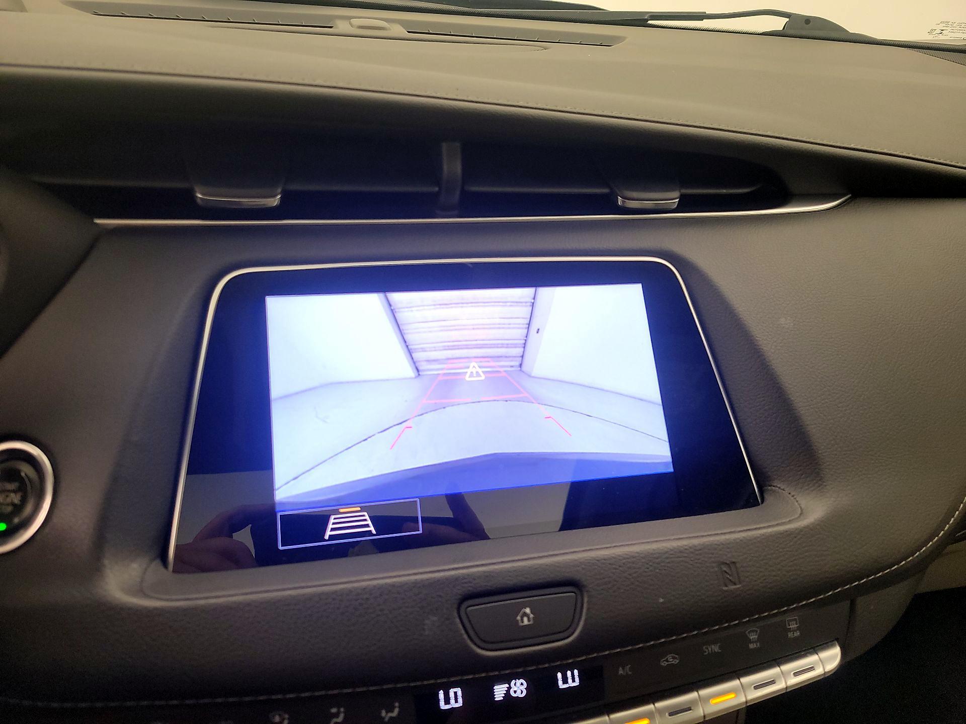 Thumbnail: 2020 Cadillac XT4 - 14