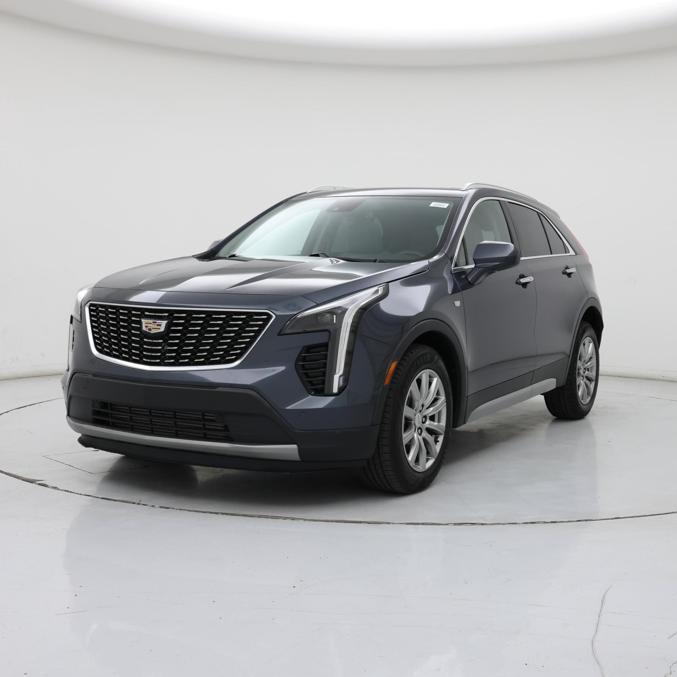 Thumbnail: 2020 Cadillac XT4 - 4