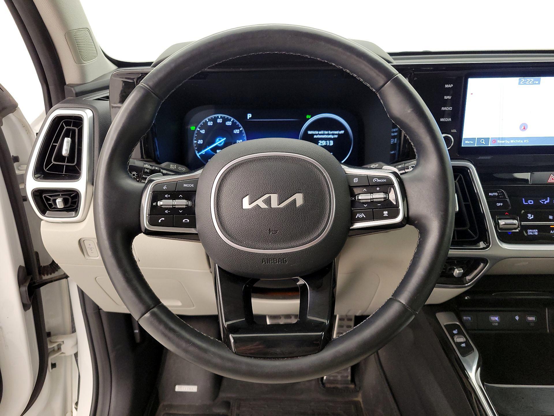 Thumbnail: 2023 Kia Sorento - 10
