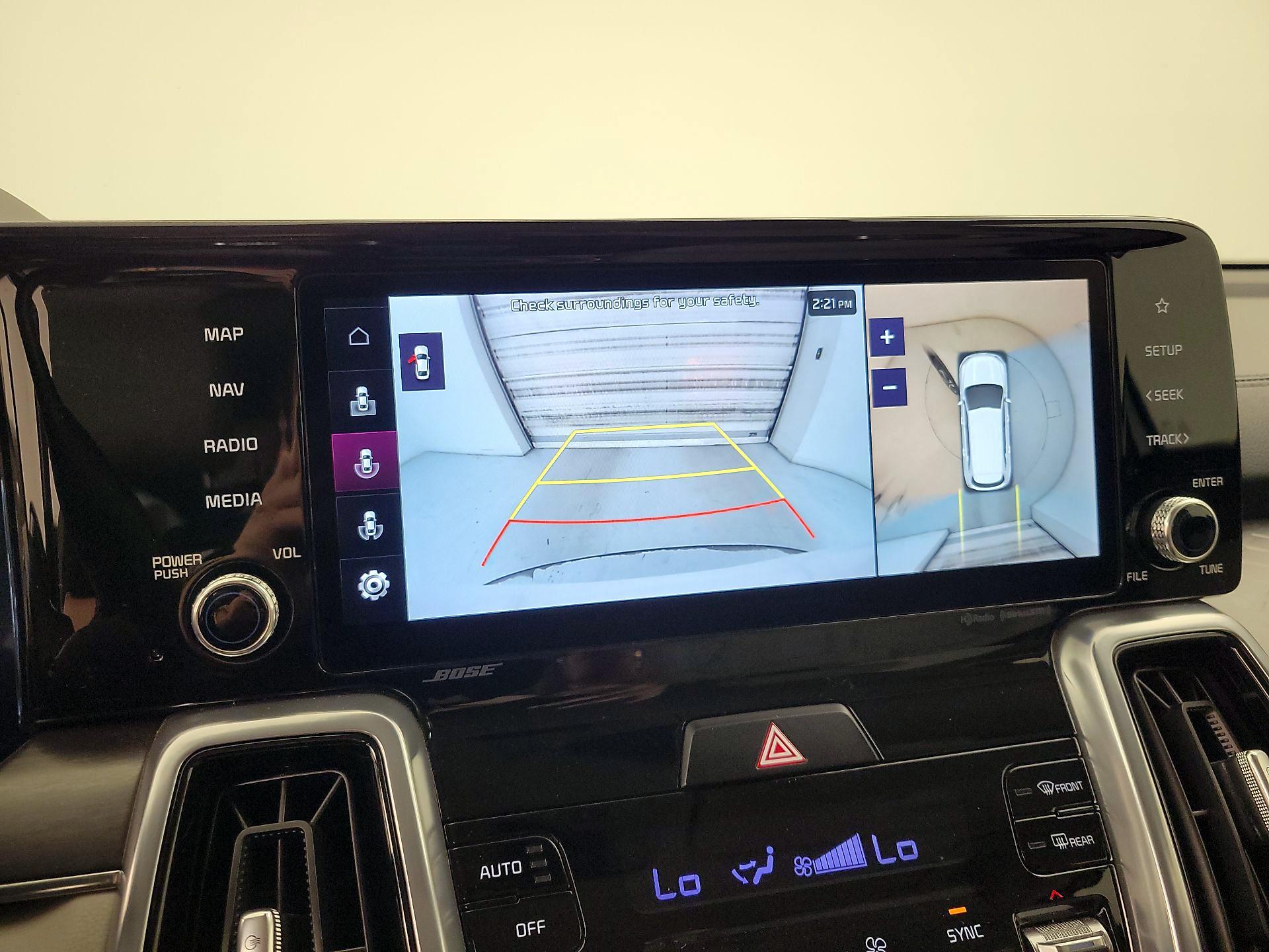 Thumbnail: 2023 Kia Sorento - 15
