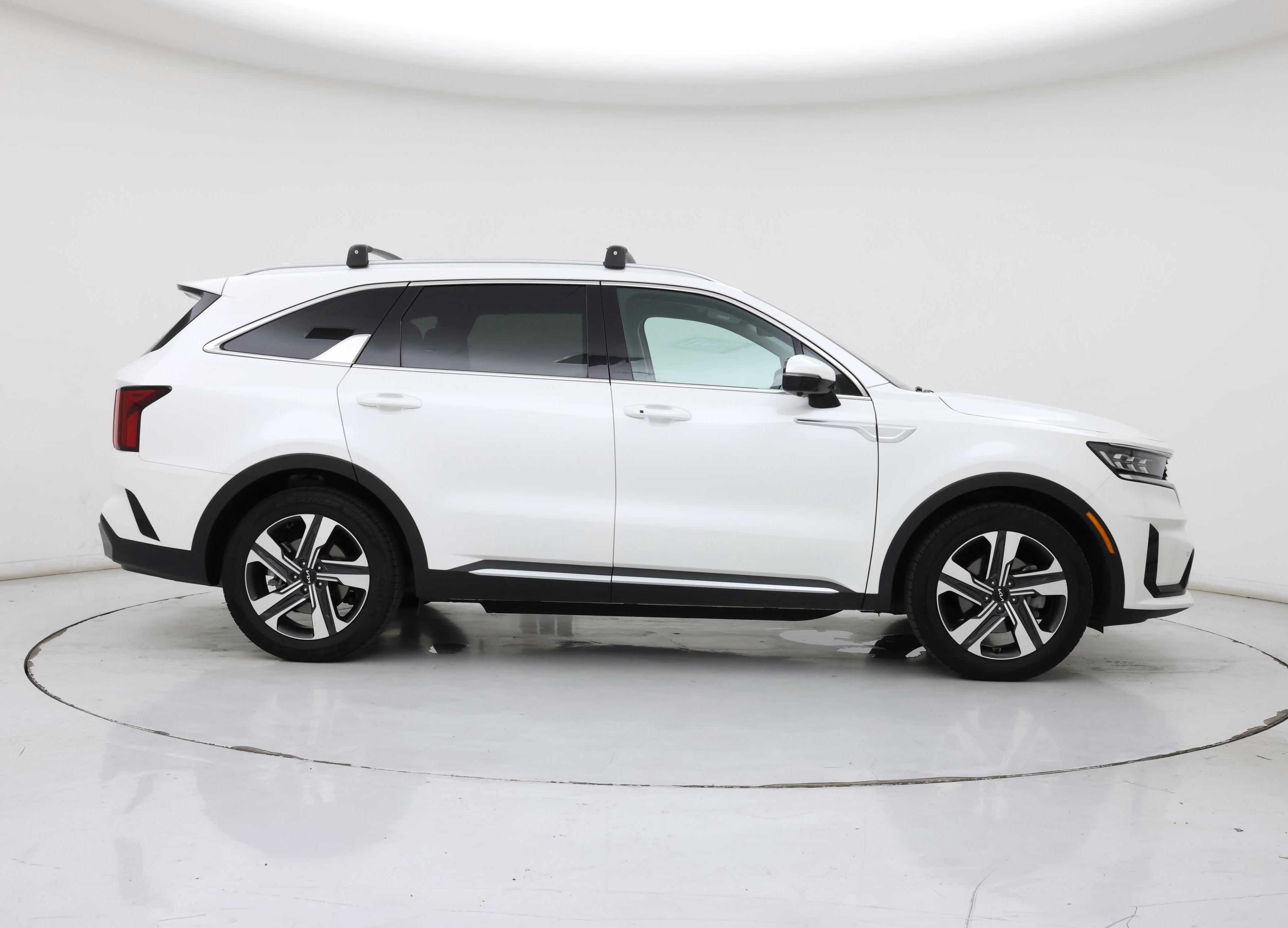 Thumbnail: 2023 Kia Sorento - 7