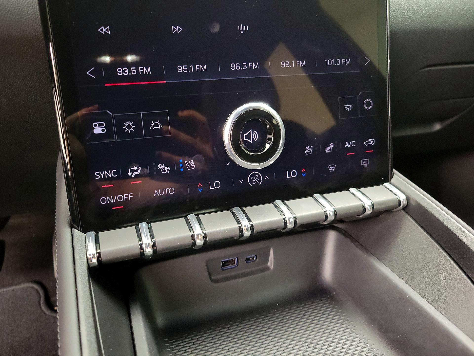 Thumbnail: 2025 GMC Terrain - 16