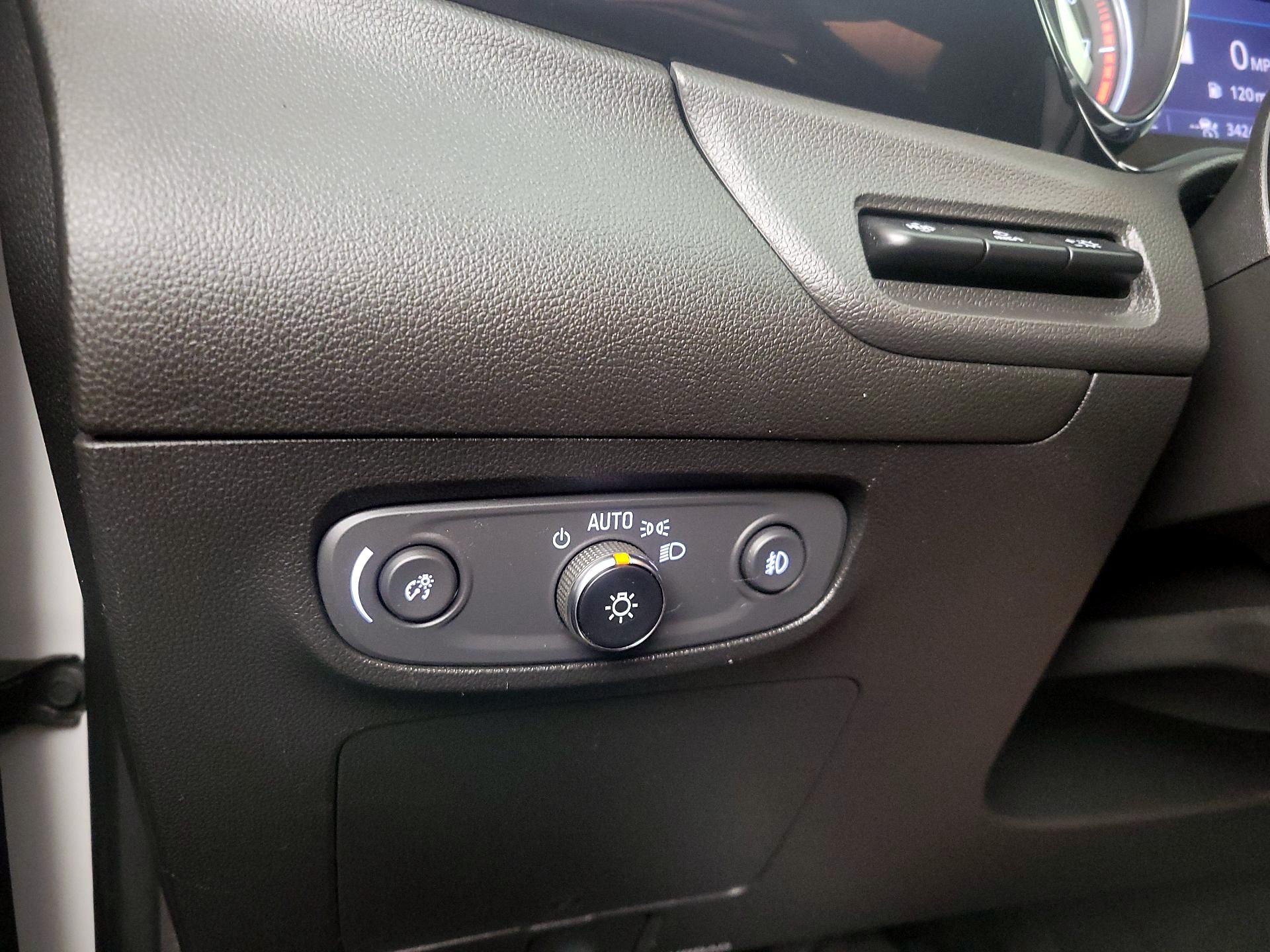 Thumbnail: 2020 Buick Encore GX - 13