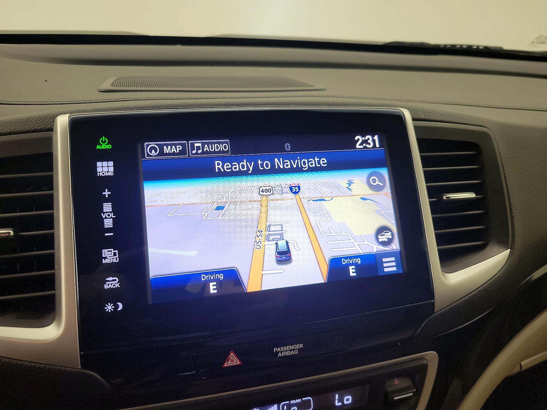 Thumbnail: 2016 Honda Pilot - 14