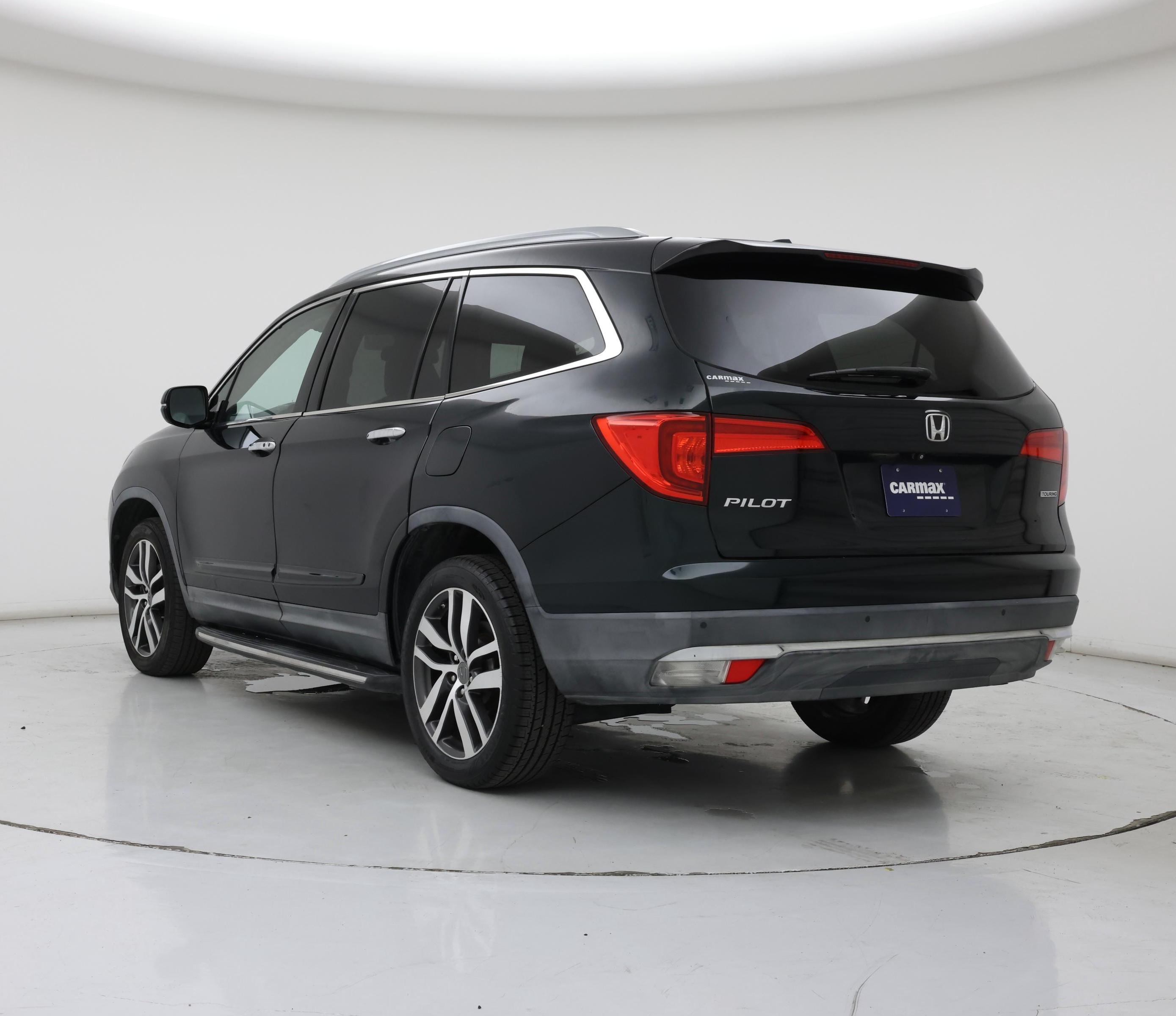 Thumbnail: 2016 Honda Pilot - 2