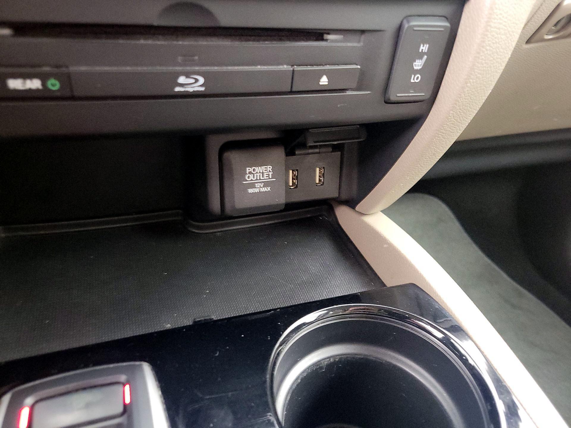 Thumbnail: 2016 Honda Pilot - 19