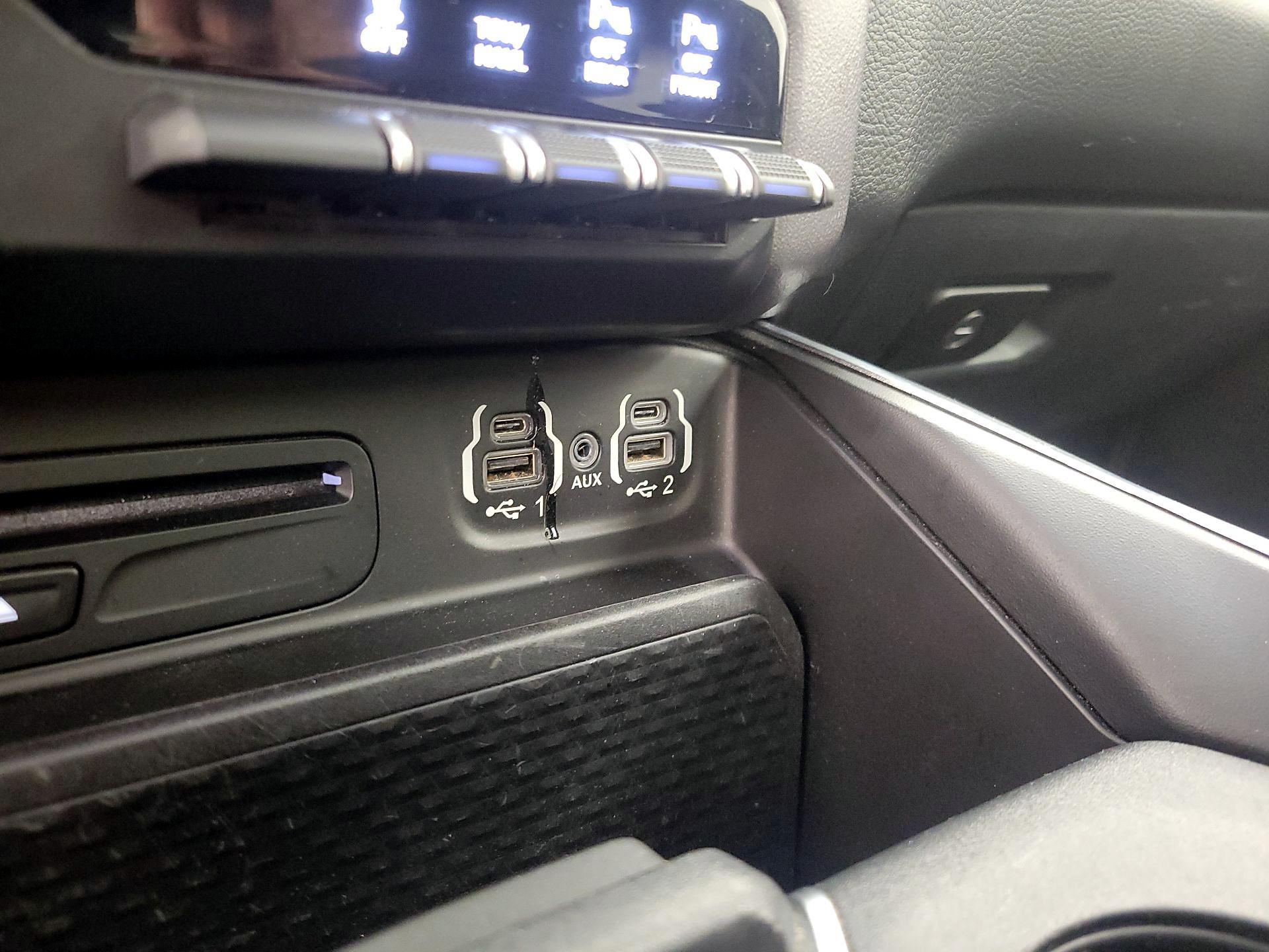 Thumbnail: 2019 RAM 1500 - 19