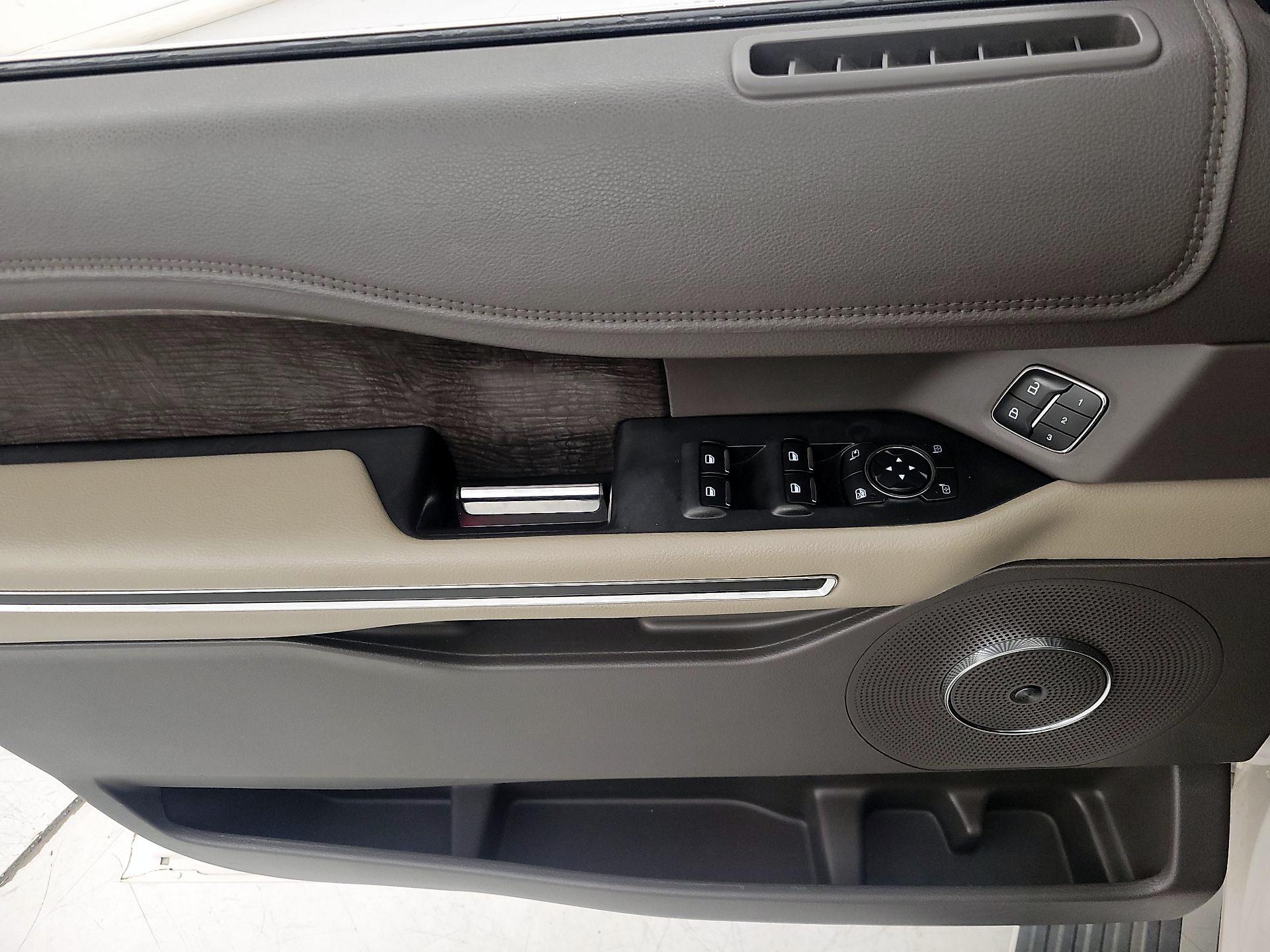 Thumbnail: 2019 Ford Expedition - 12