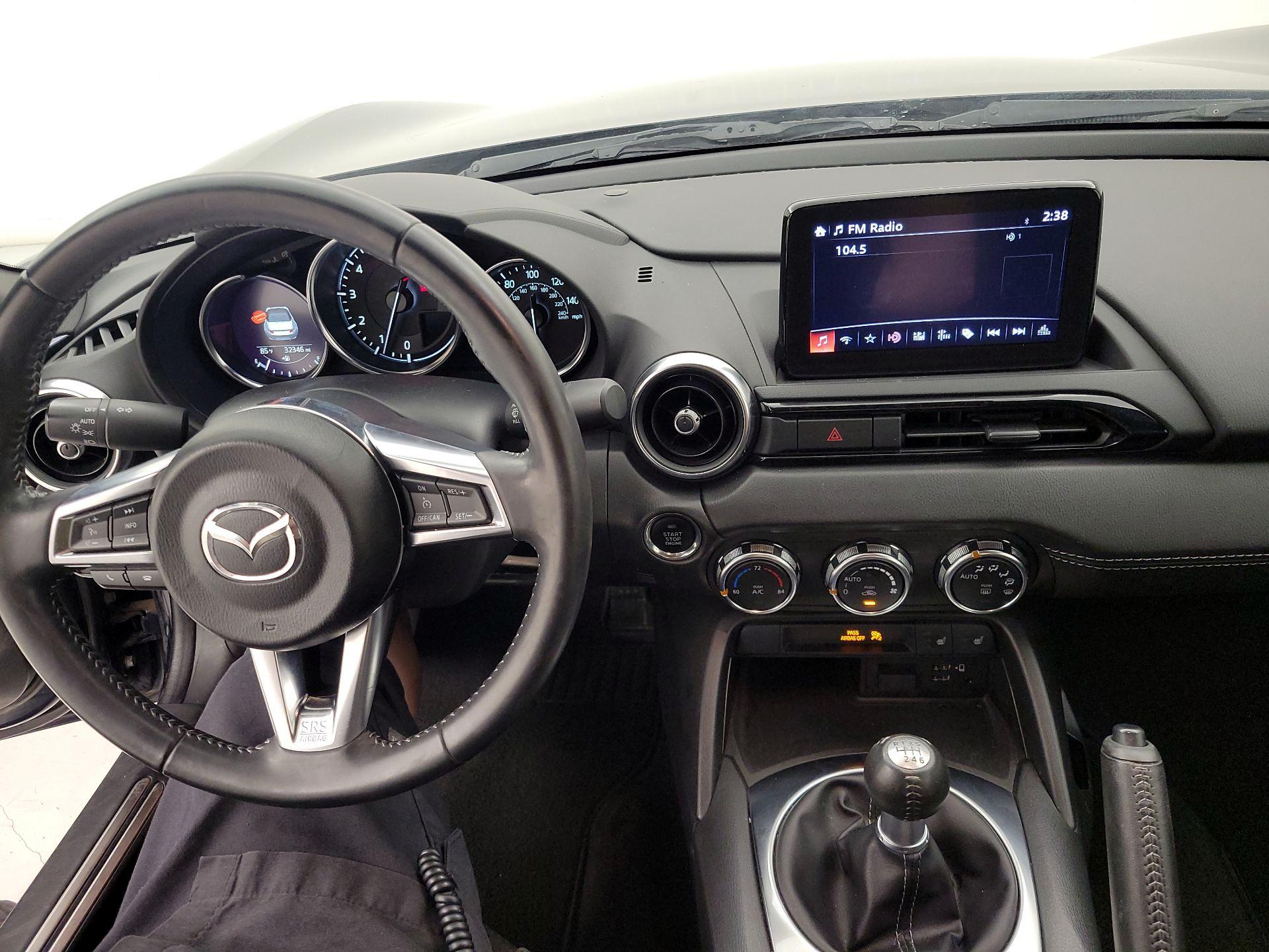 Thumbnail: 2021 Mazda MX-5 Miata - 9