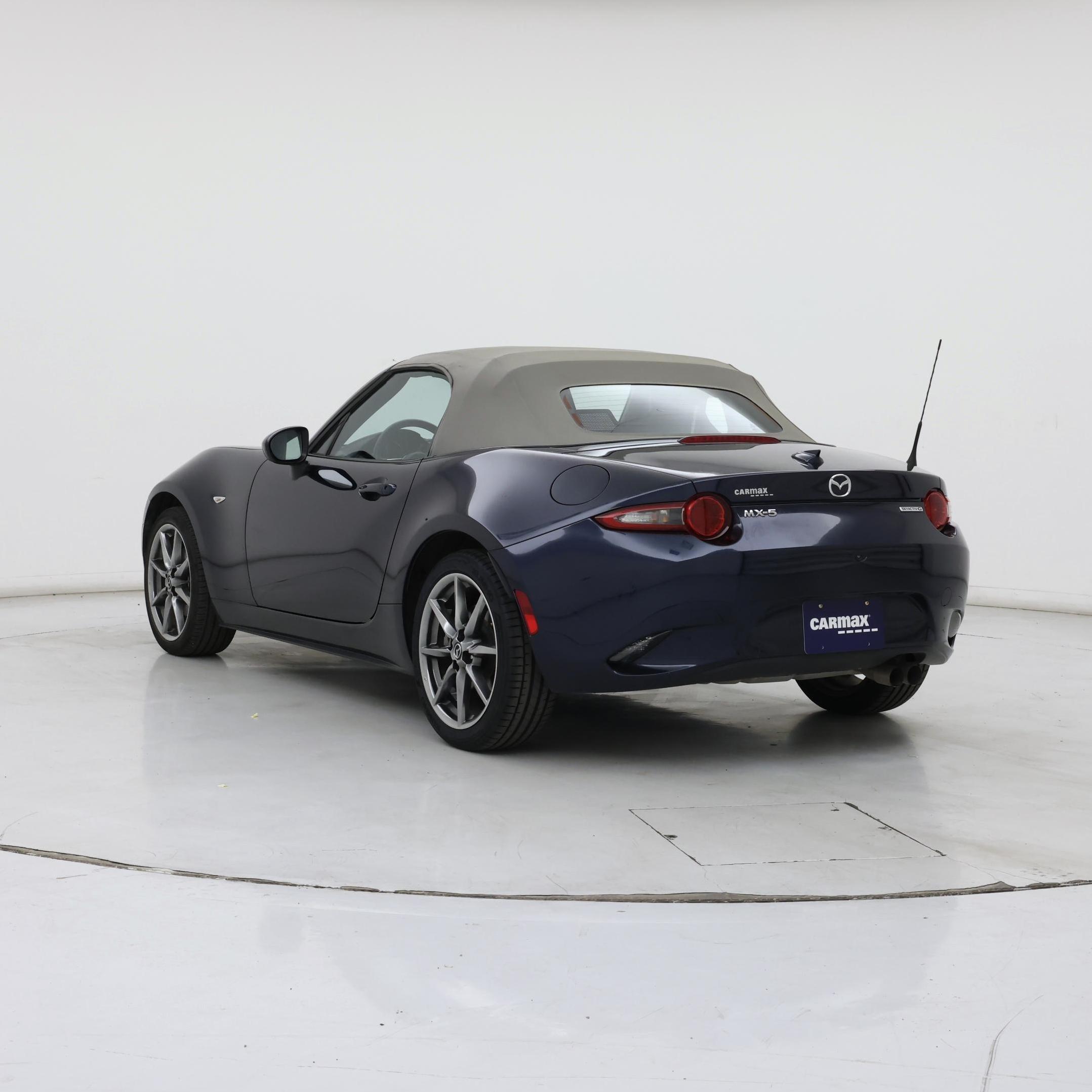 Thumbnail: 2021 Mazda MX-5 Miata - 2