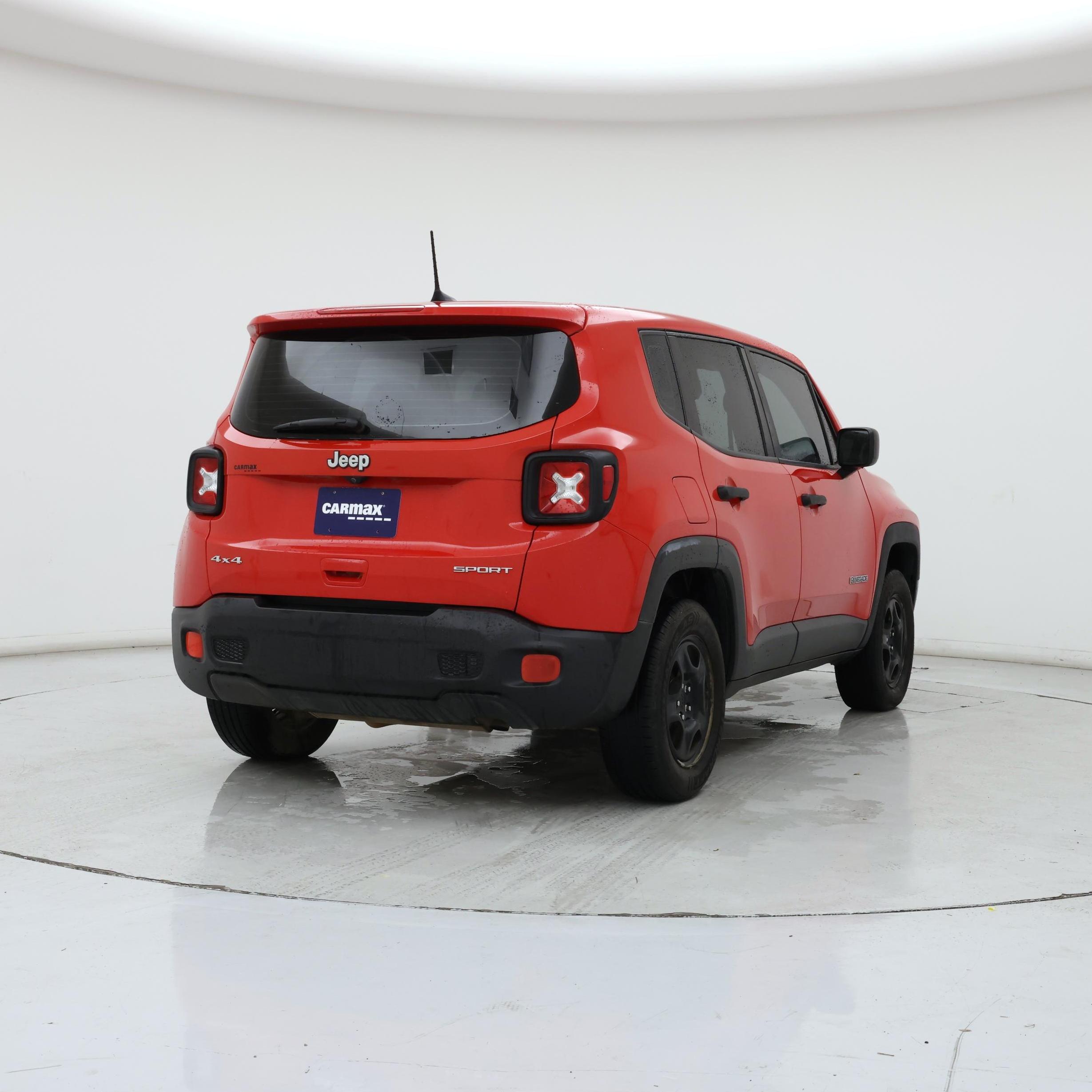 Thumbnail: 2018 Jeep Renegade - 8