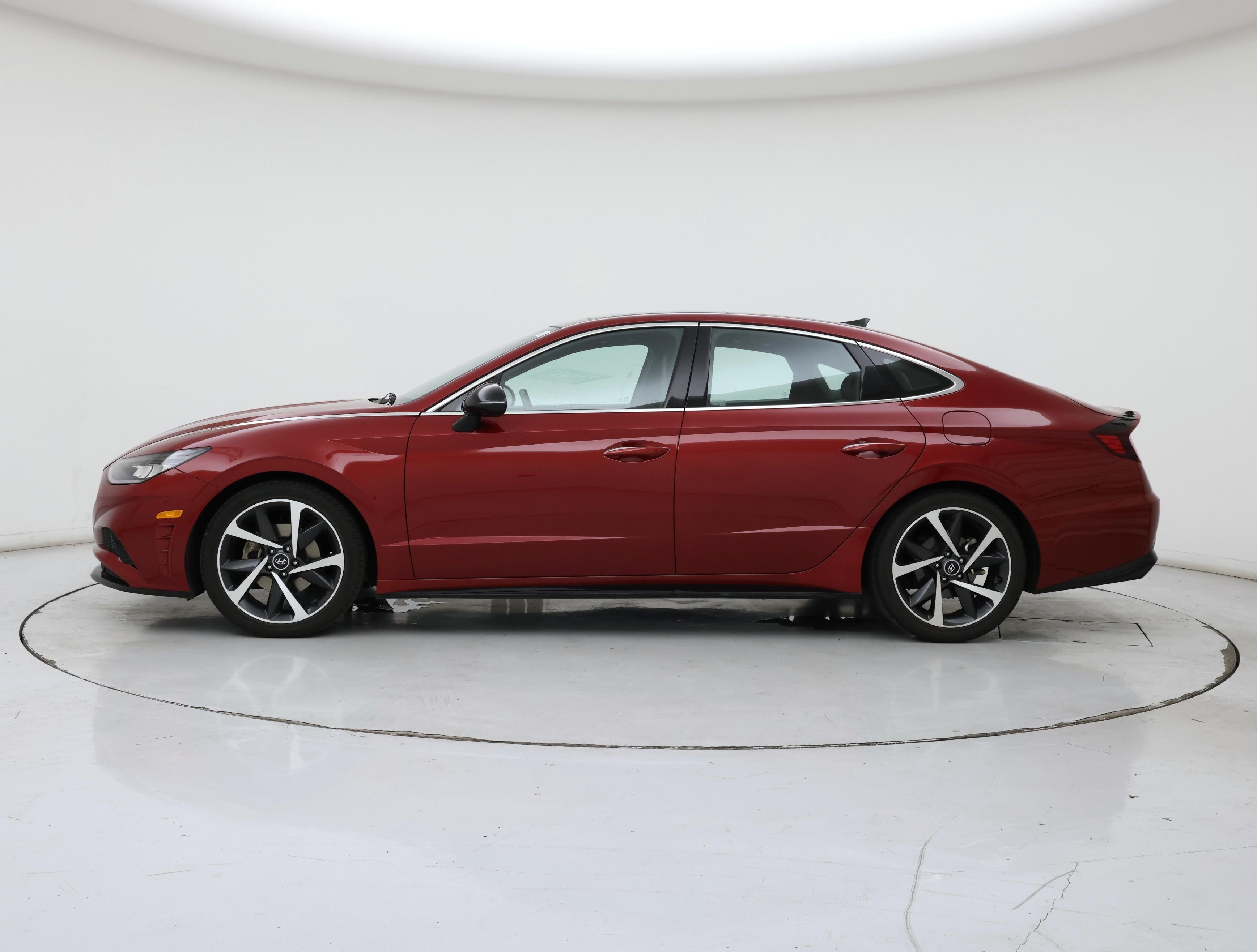Thumbnail: 2023 Hyundai Sonata - 3