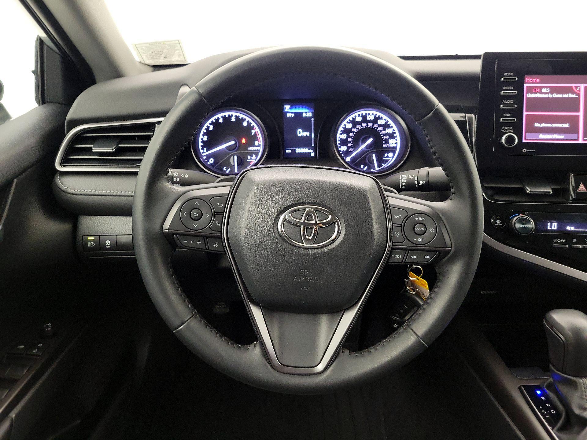 Thumbnail: 2023 Toyota Camry - 10