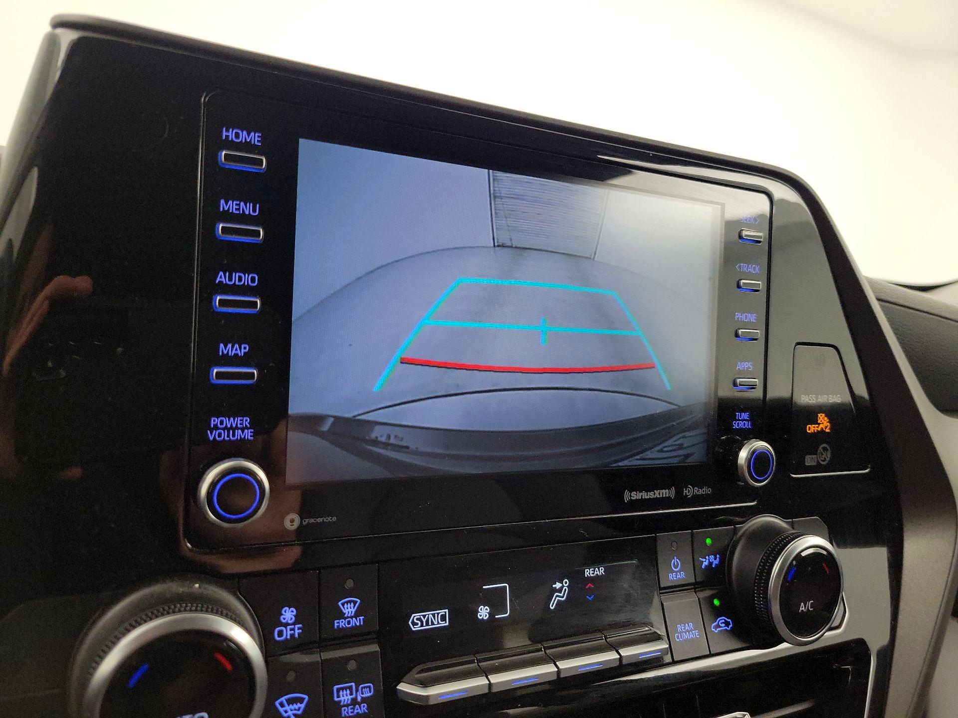 Thumbnail: 2022 Toyota Highlander - 14