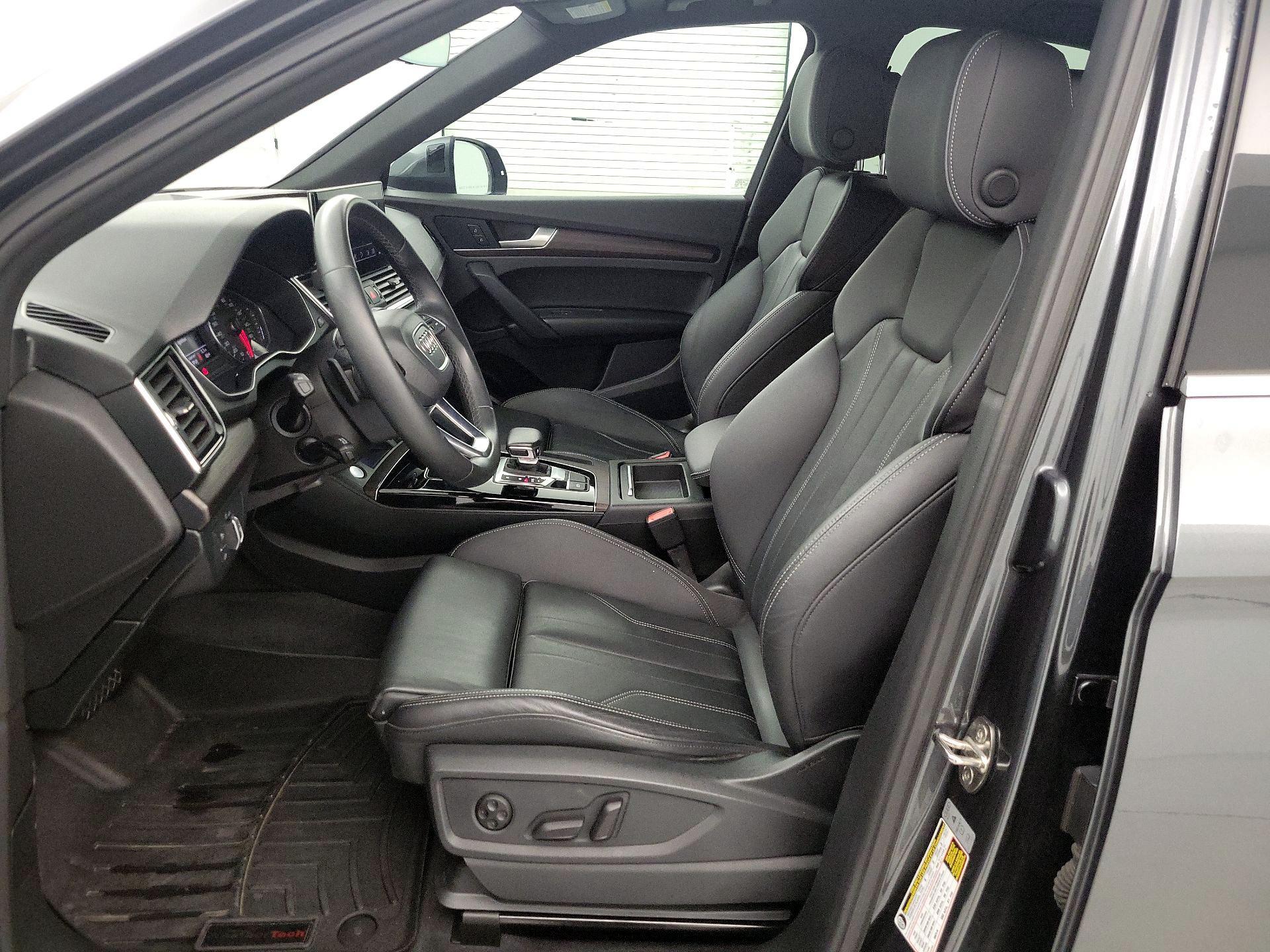 Thumbnail: 2021 Audi Q5 - 11
