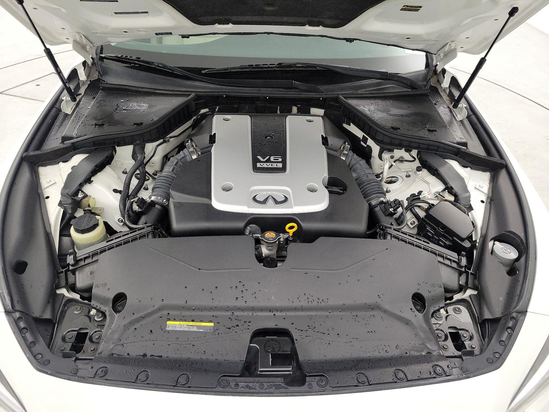Thumbnail: 2015 INFINITI Q50 - 19