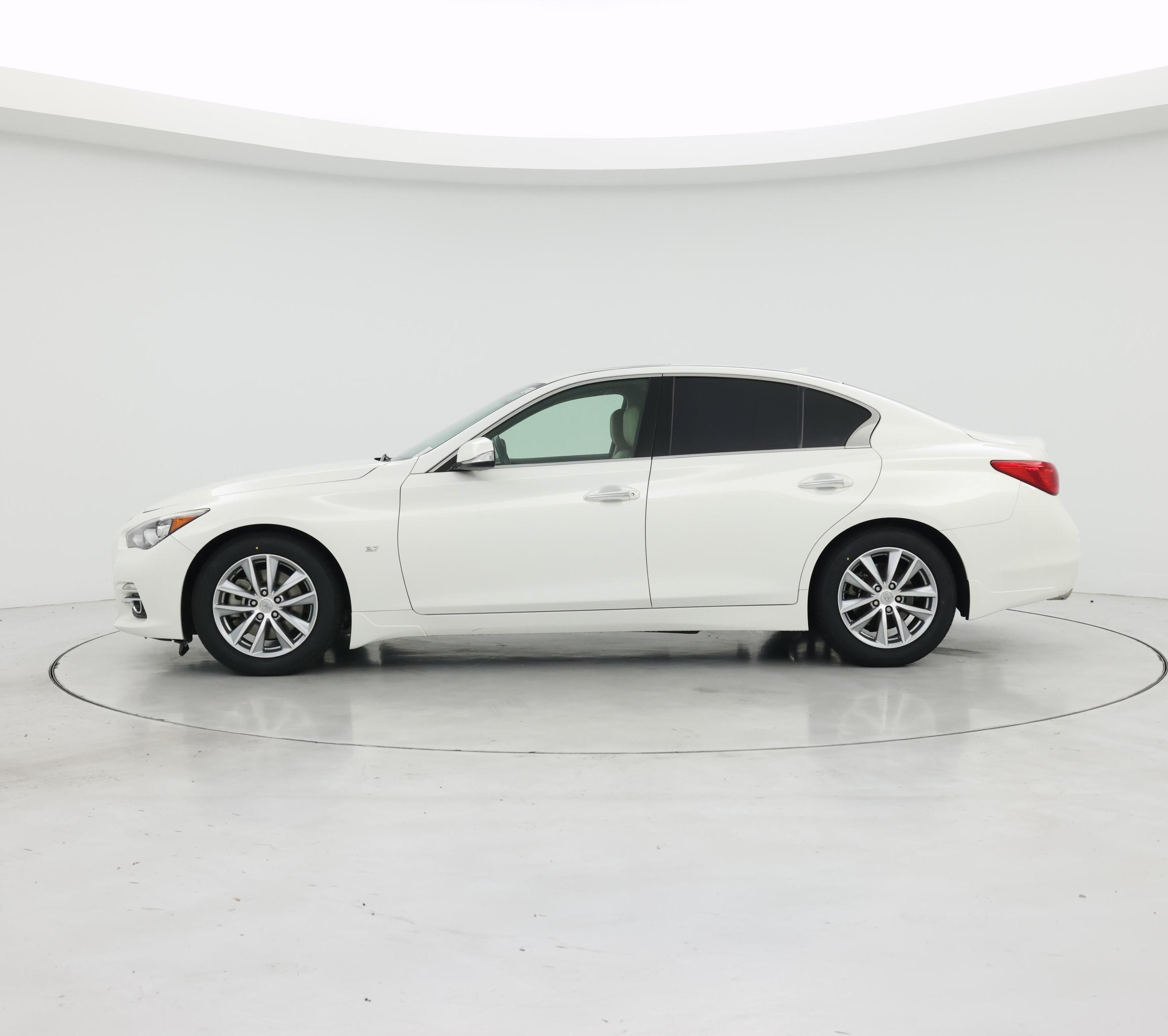 Thumbnail: 2015 INFINITI Q50 - 3