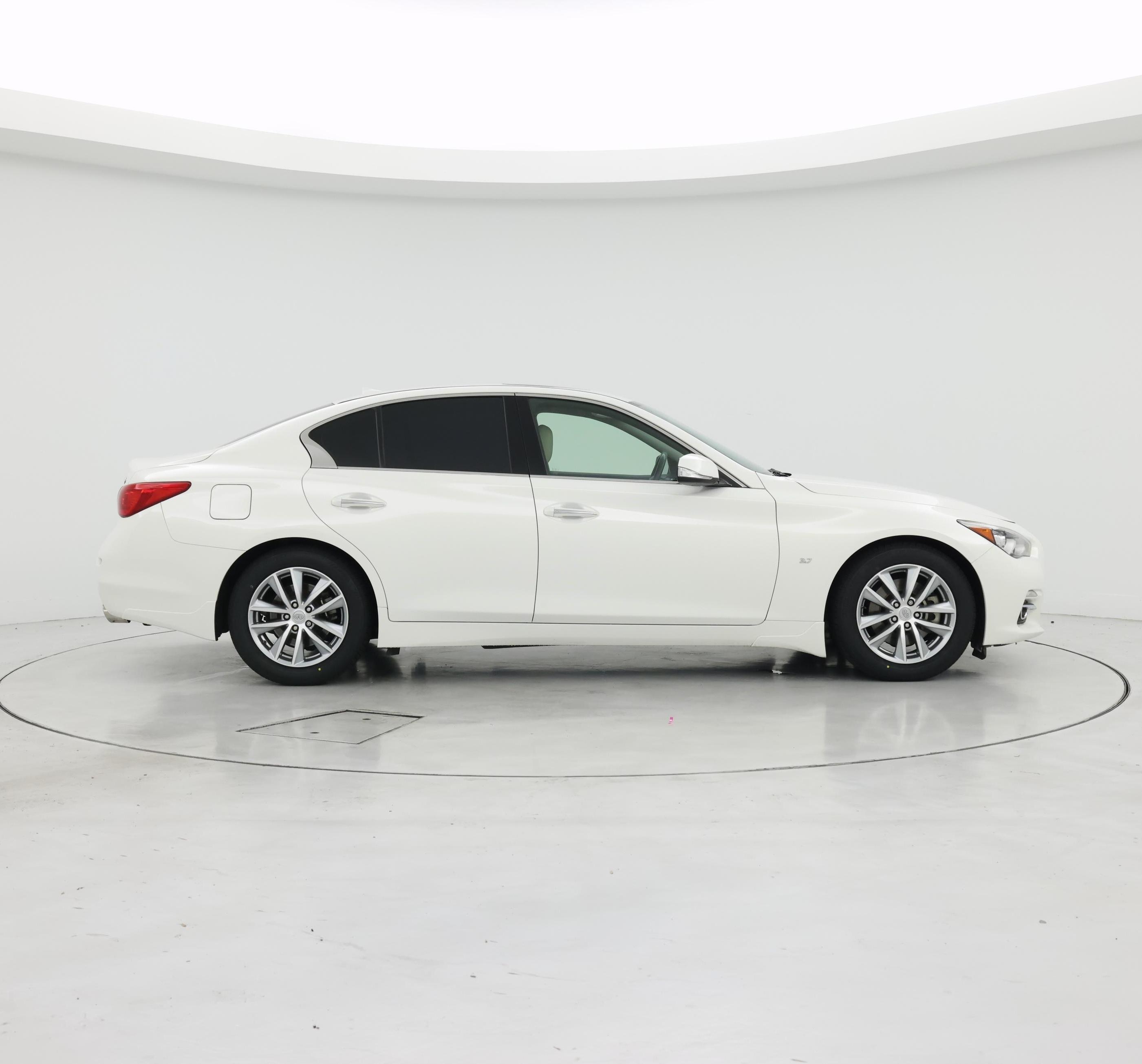 Thumbnail: 2015 INFINITI Q50 - 7