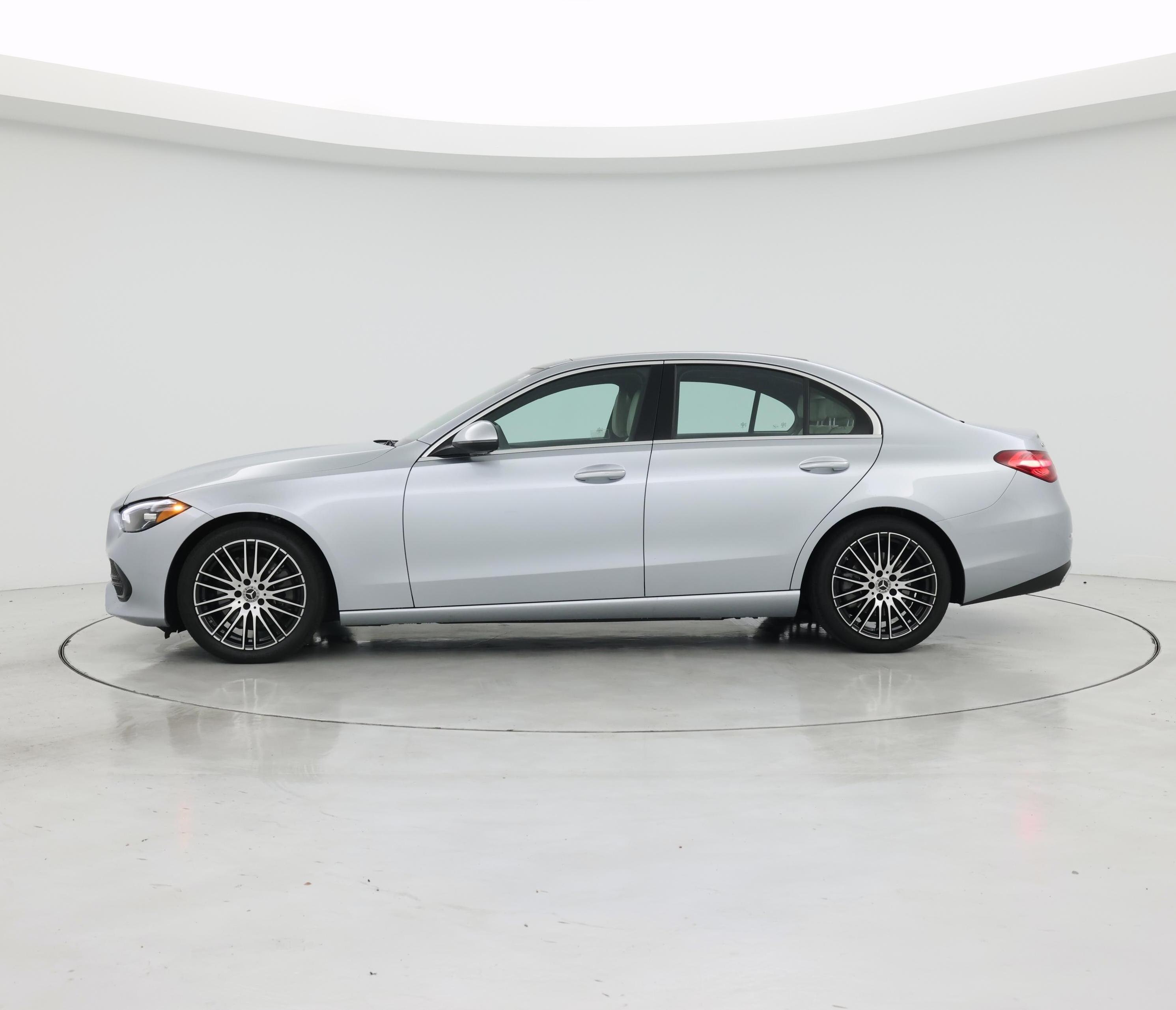 Thumbnail: 2022 Mercedes-Benz C-Class - 3