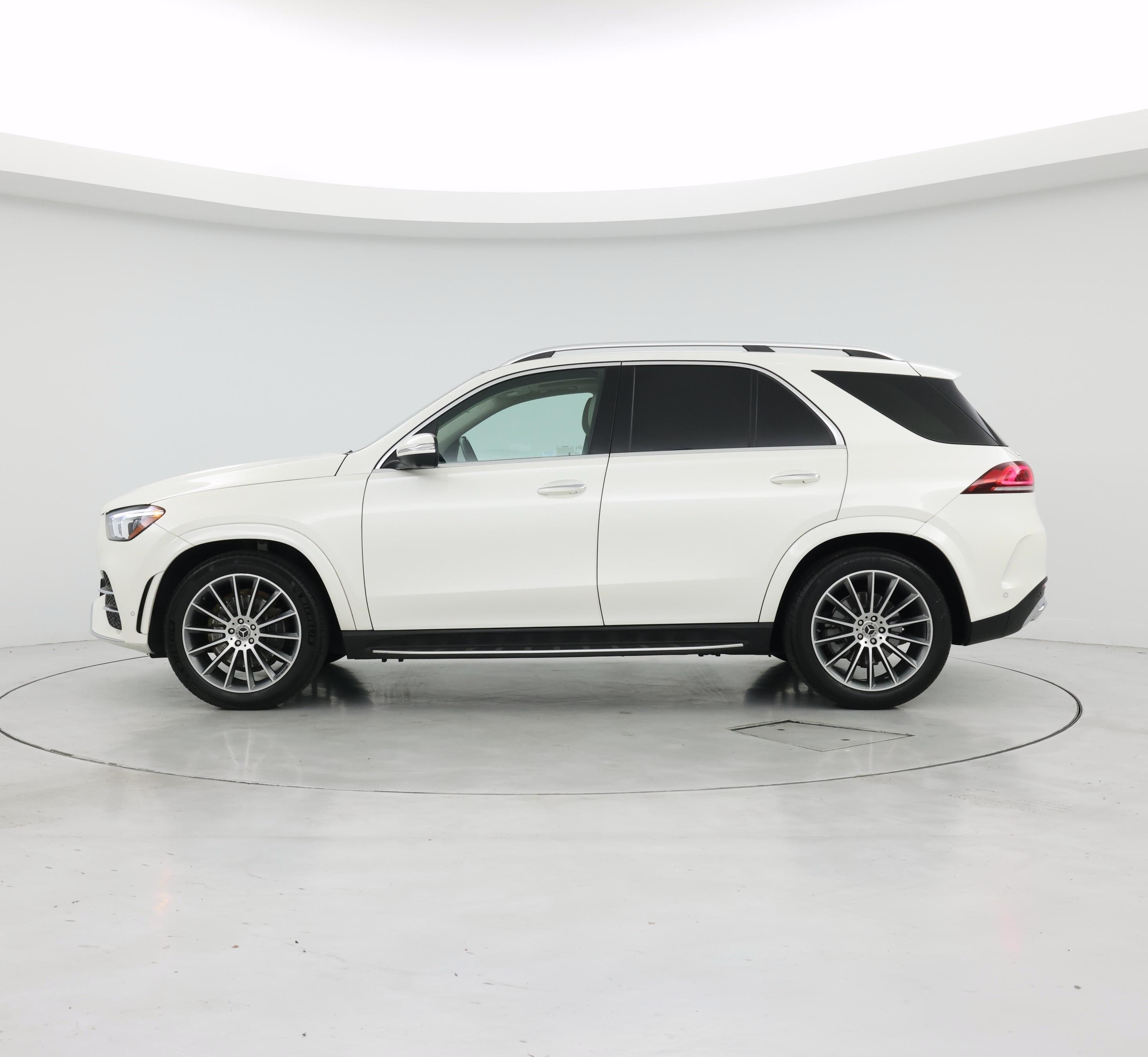 Thumbnail: 2020 Mercedes-Benz GLE - 3