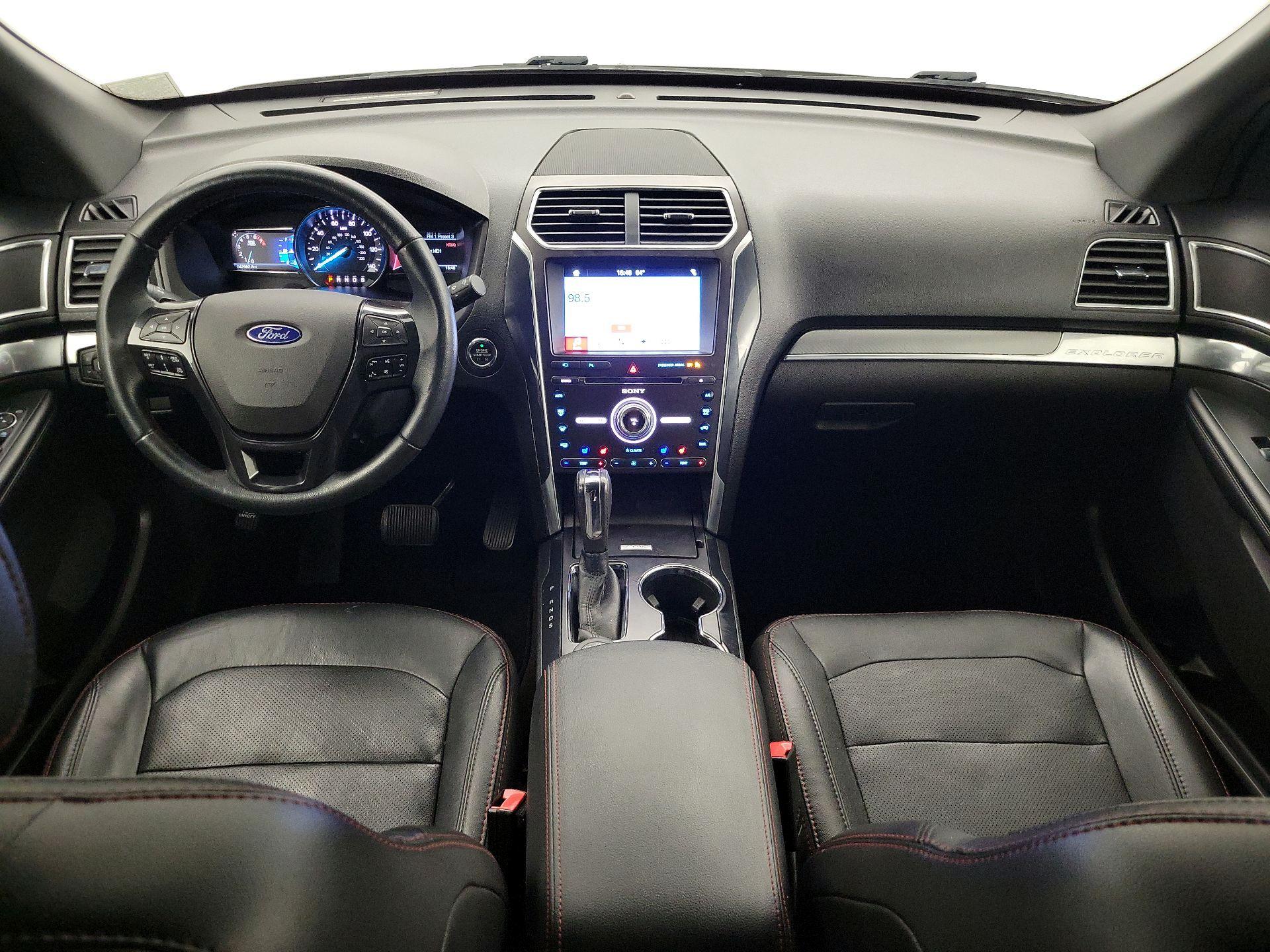 Thumbnail: 2017 Ford Explorer - 9