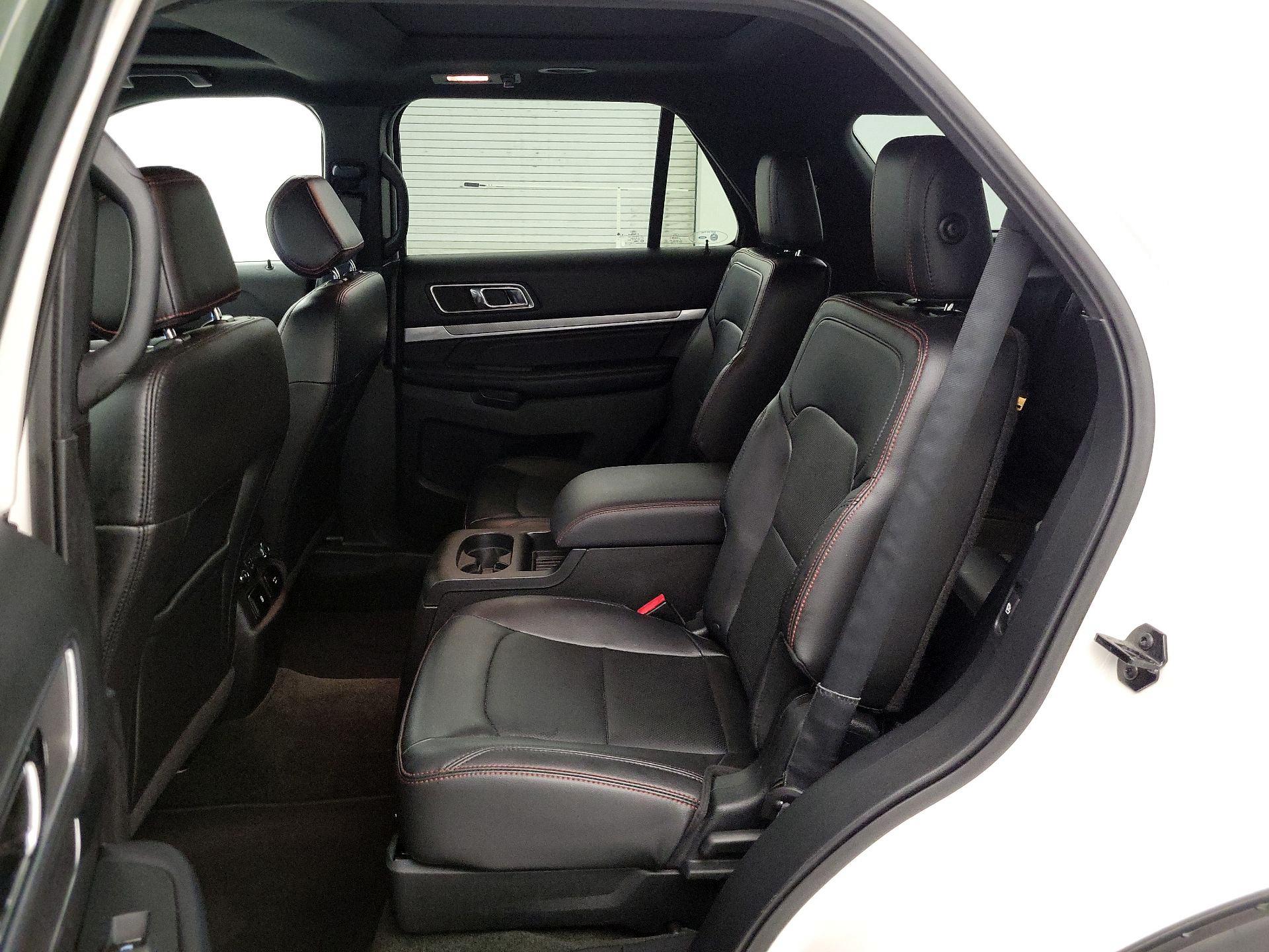 Thumbnail: 2017 Ford Explorer - 18