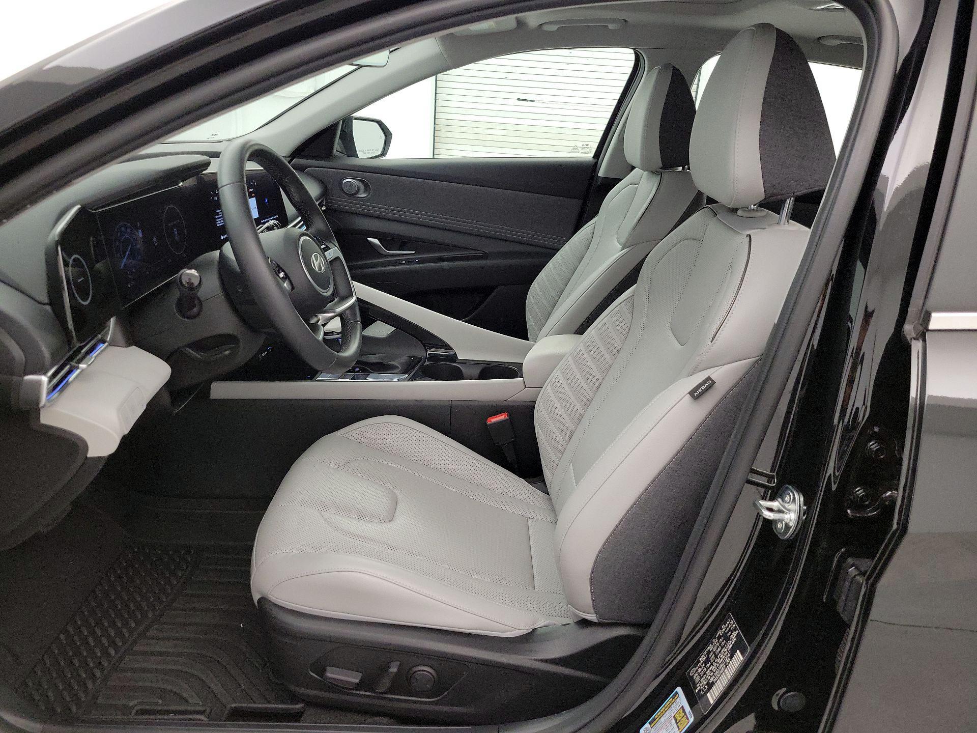 Thumbnail: 2024 Hyundai Elantra - 11