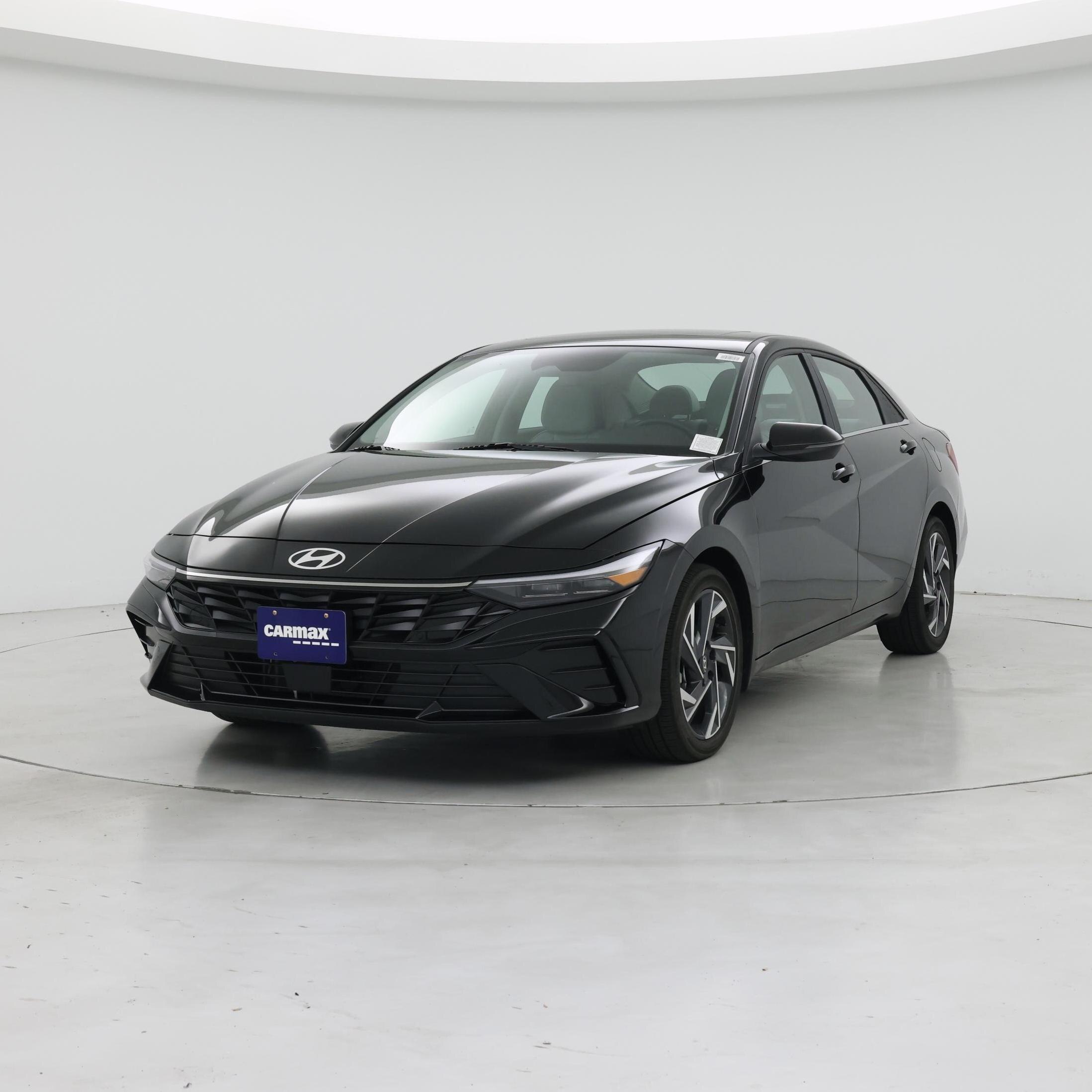 Thumbnail: 2024 Hyundai Elantra - 4