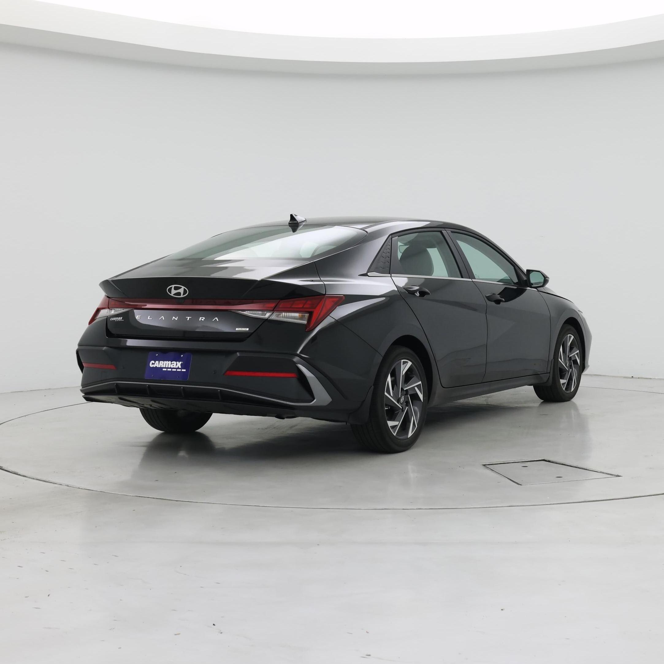 Thumbnail: 2024 Hyundai Elantra - 8
