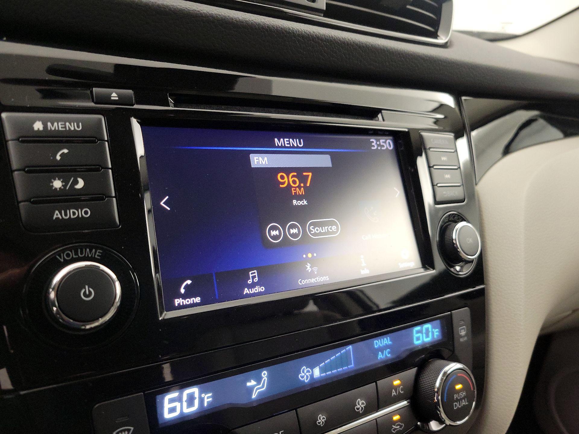 Thumbnail: 2020 Nissan Rogue Sport - 15