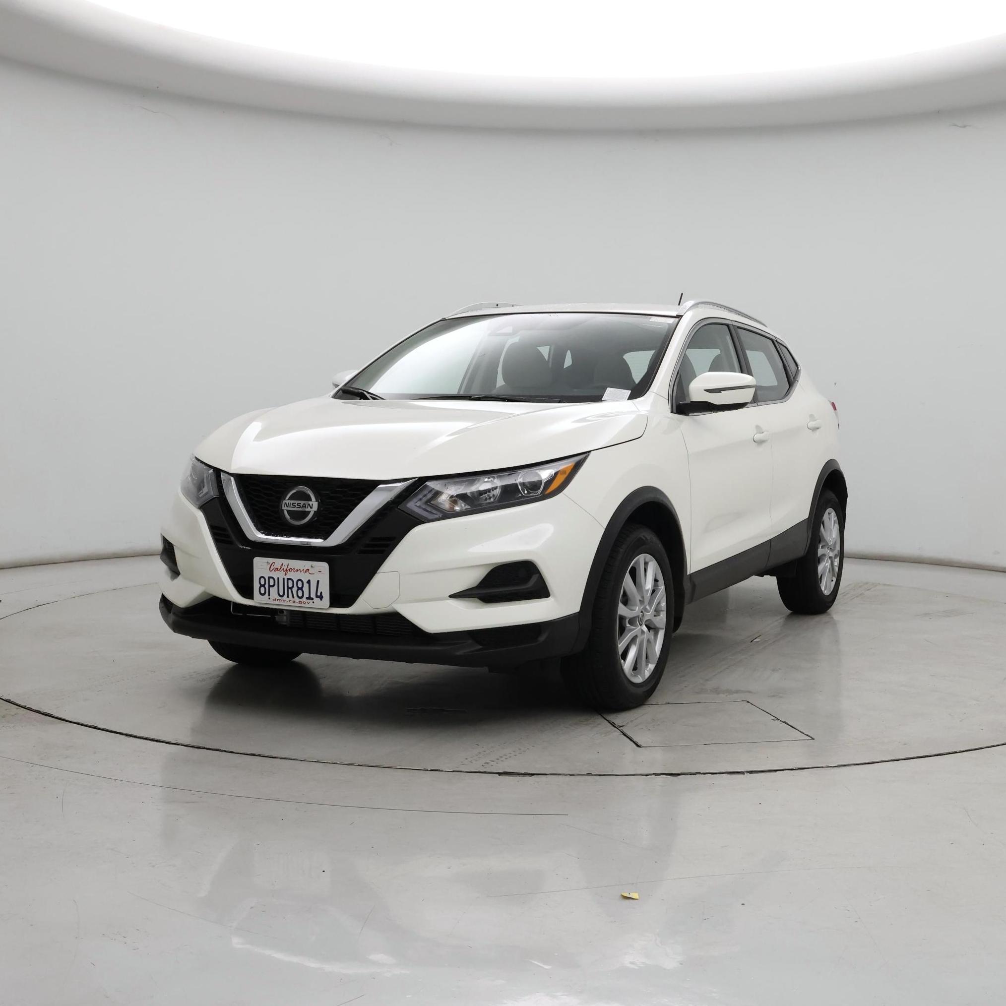 Thumbnail: 2020 Nissan Rogue Sport - 4