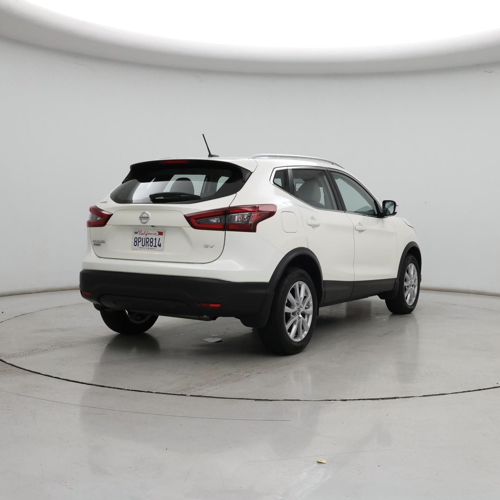 Thumbnail: 2020 Nissan Rogue Sport - 8