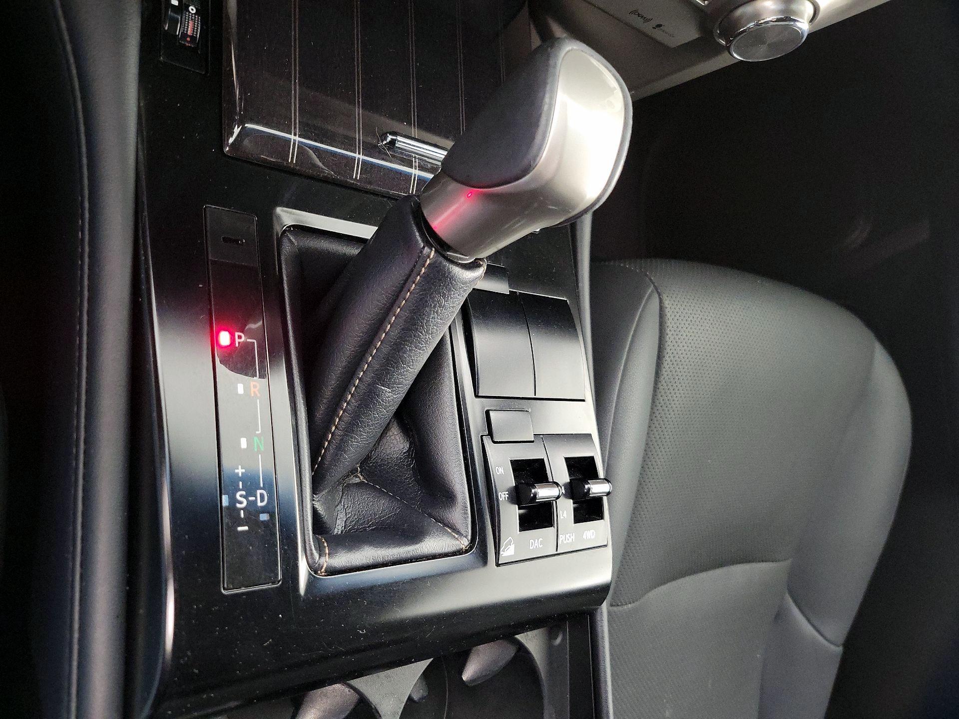 Thumbnail: 2021 Lexus GX - 16