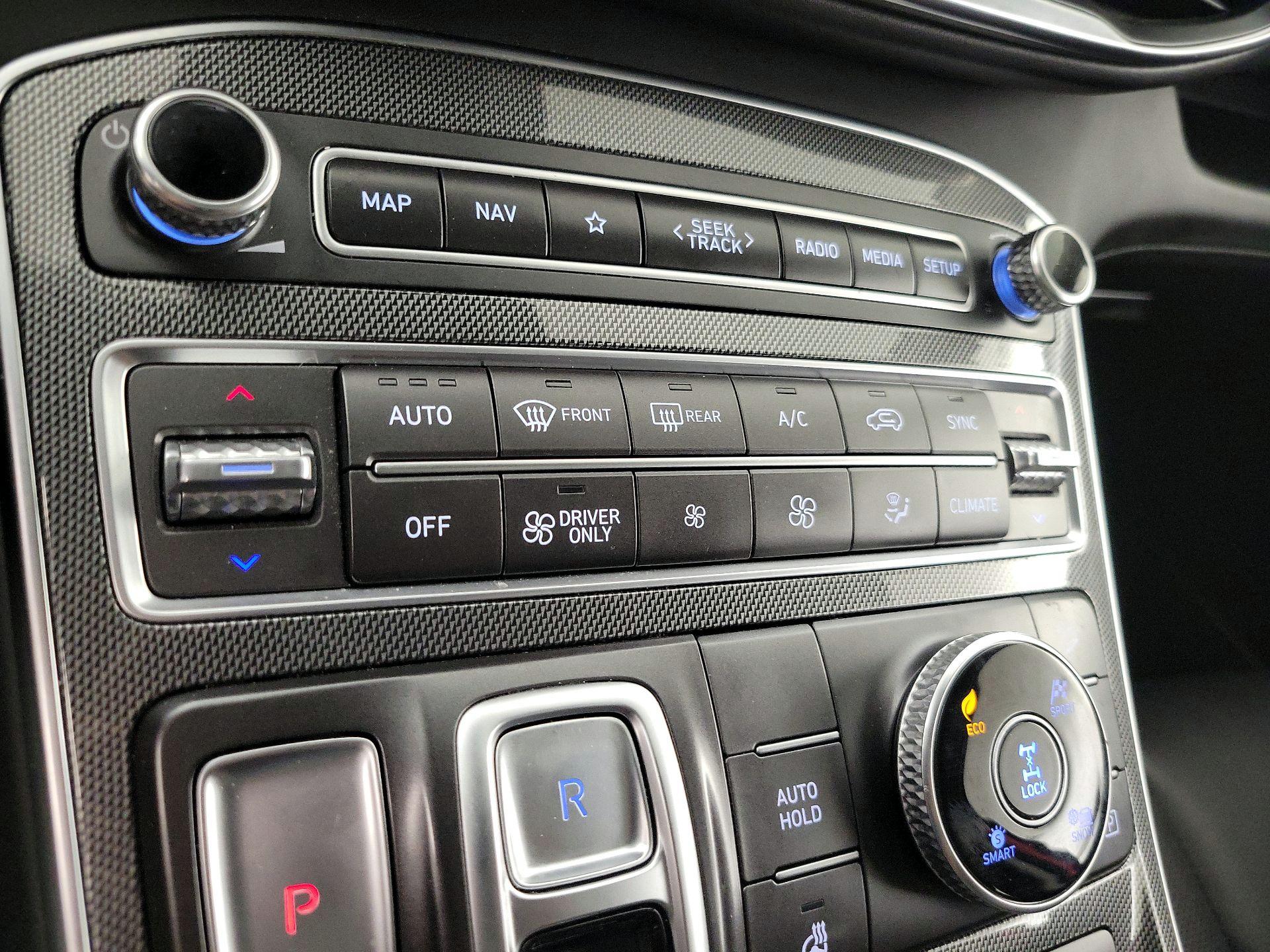 Thumbnail: 2023 Hyundai Santa Fe - 16